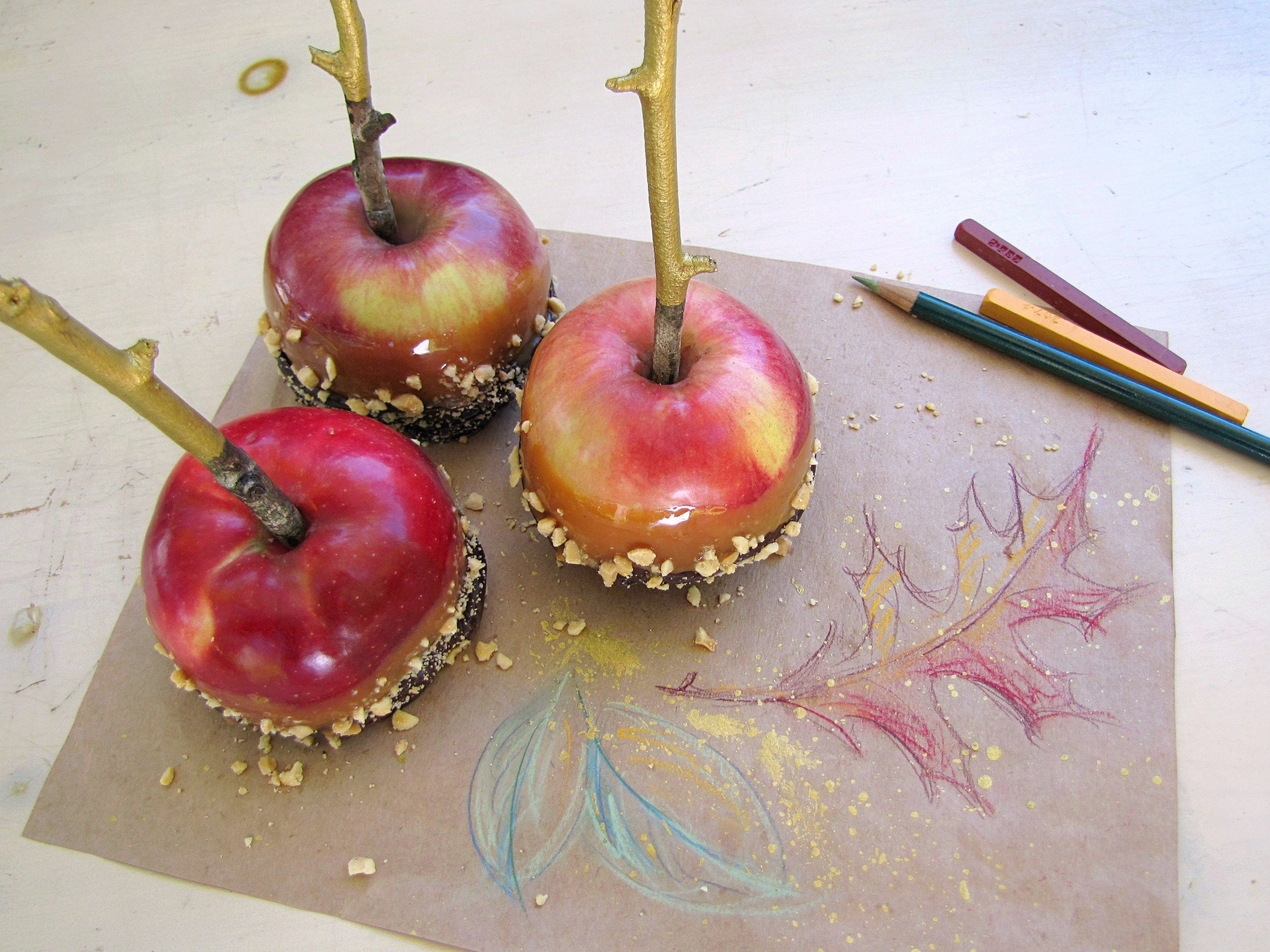 Grapple With The Apple and Smile