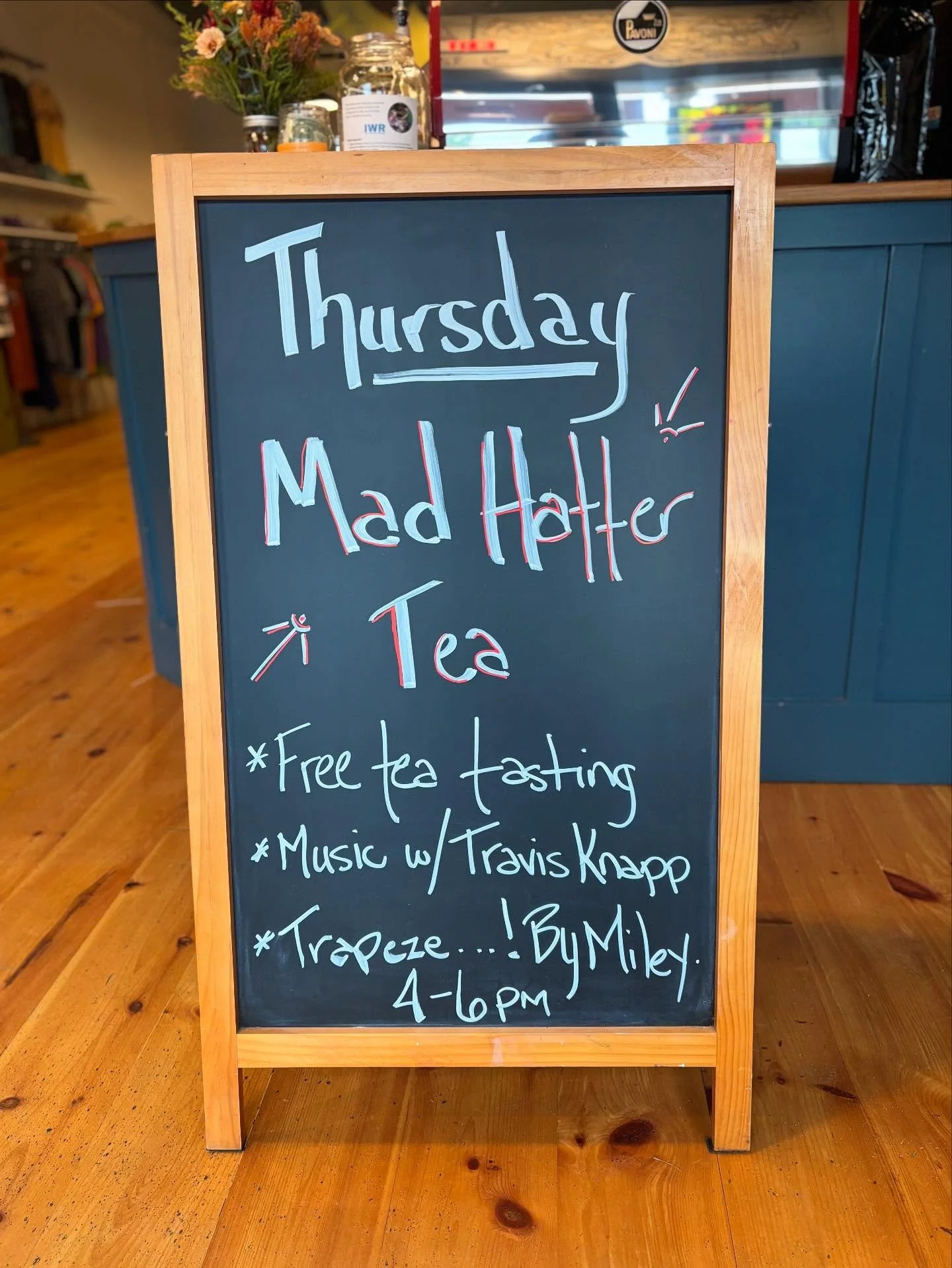 THIS WEEK!!

Our friends @mem_tea are coming out from Boston to sample some of their exquisite teas. We will have super special baked items for the event, and you know we will have special drinks too! And trapeze from the ceiling?!?! Come by 4-6 and 