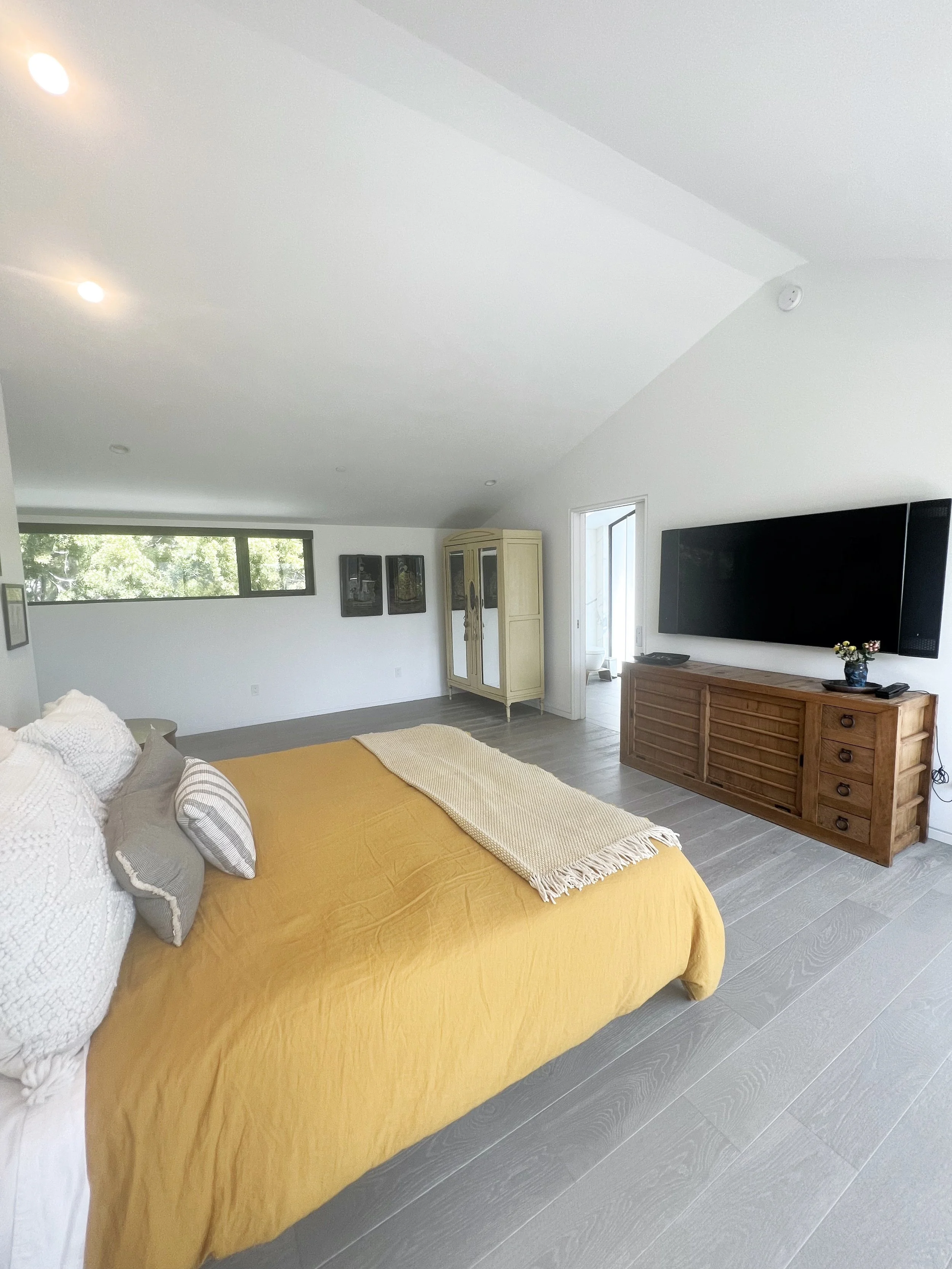 santa monica bedroom.jpg