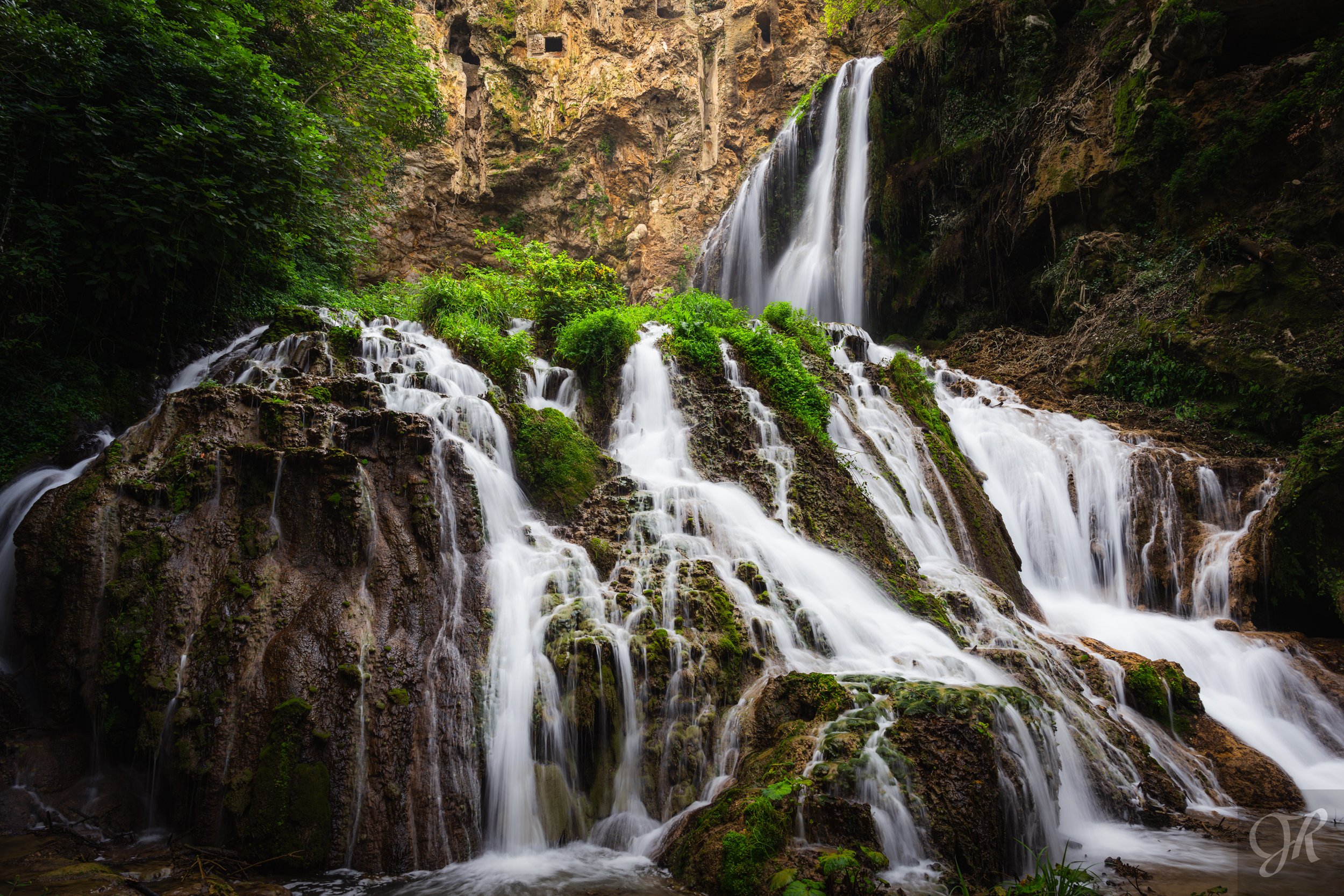  

 
 Waterfall of Villa Gregoriana II 
 
One of the two remaining waterfalls at Villa Gregoriana cascades down the limestone cliffs below the Temple of Vesta.
 

 
 Purchase Print 
 

 