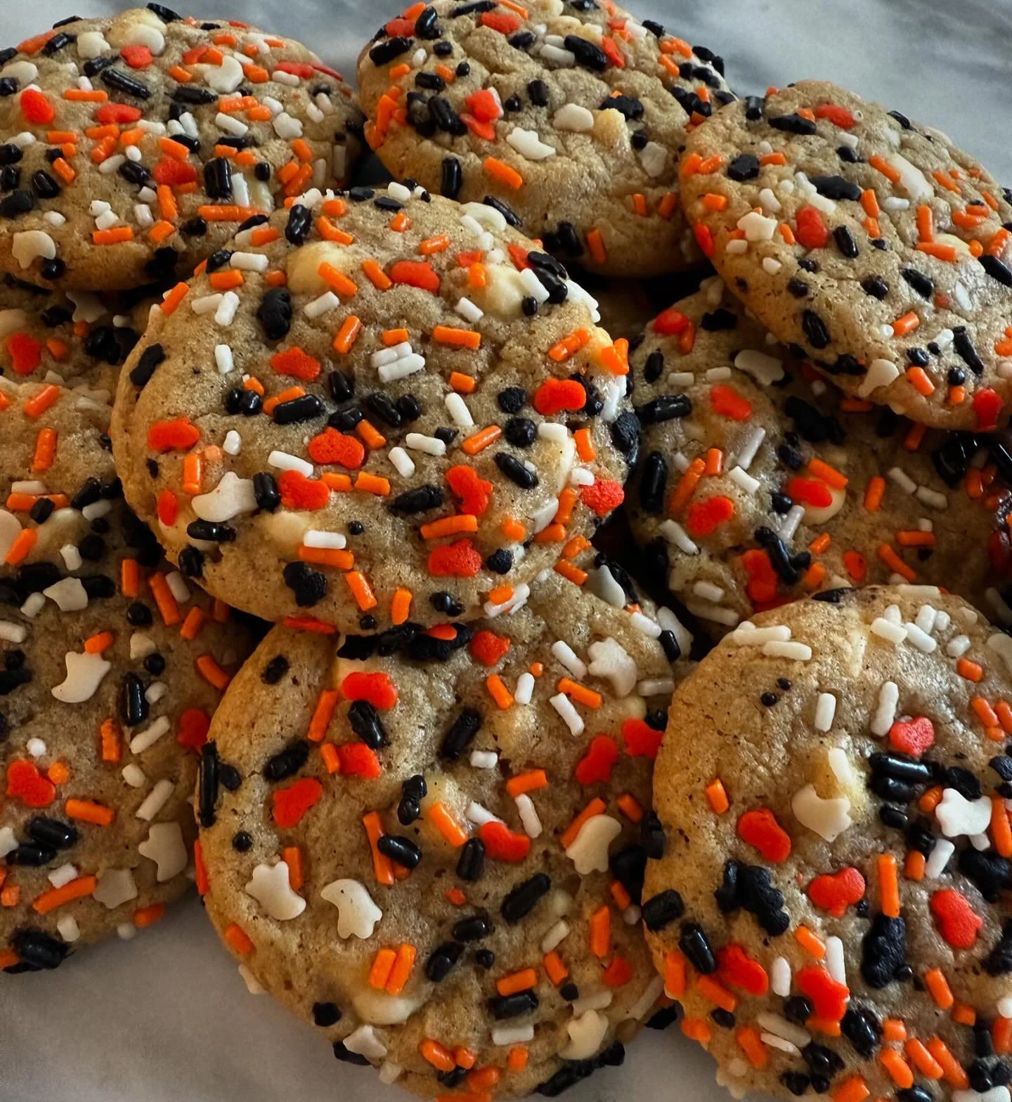 Happy Halloween 🎃 👻#halloween #halloweenbaking #bakedwithlev