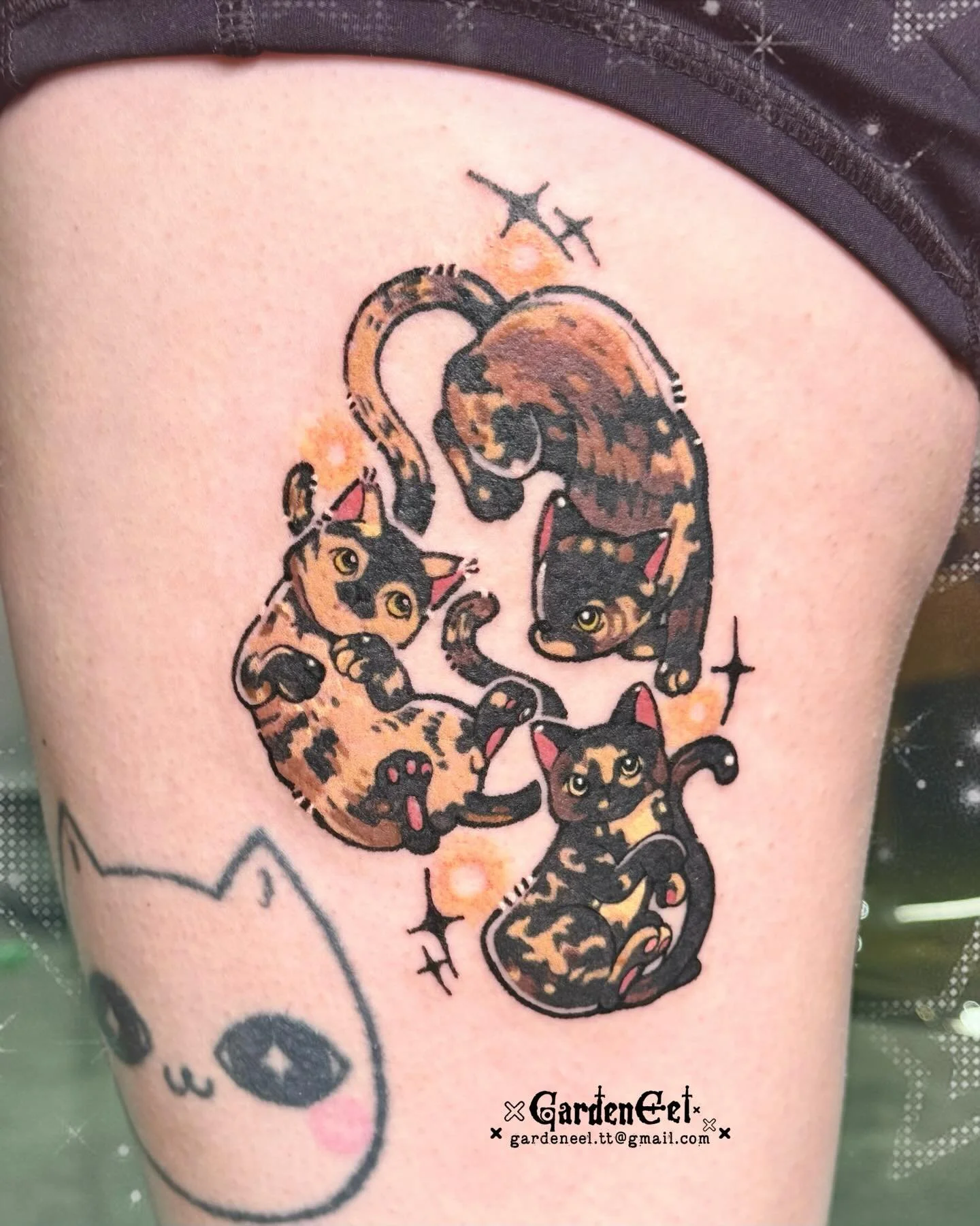 🐈 Cat Family
Custom design ✨
Thanks for asking me to do this kind of meaningful tattoo for you! 💕 
.
&middot;̩͙꒰ঌ ✞.᛭..✟..᛭.✞ ໒꒱&middot; ﾟ
.
Based in Toronto - Feb./Mar. [Open]
.
DM/Email to book✨ More available flashes in the highlight
.
.
.
#catt