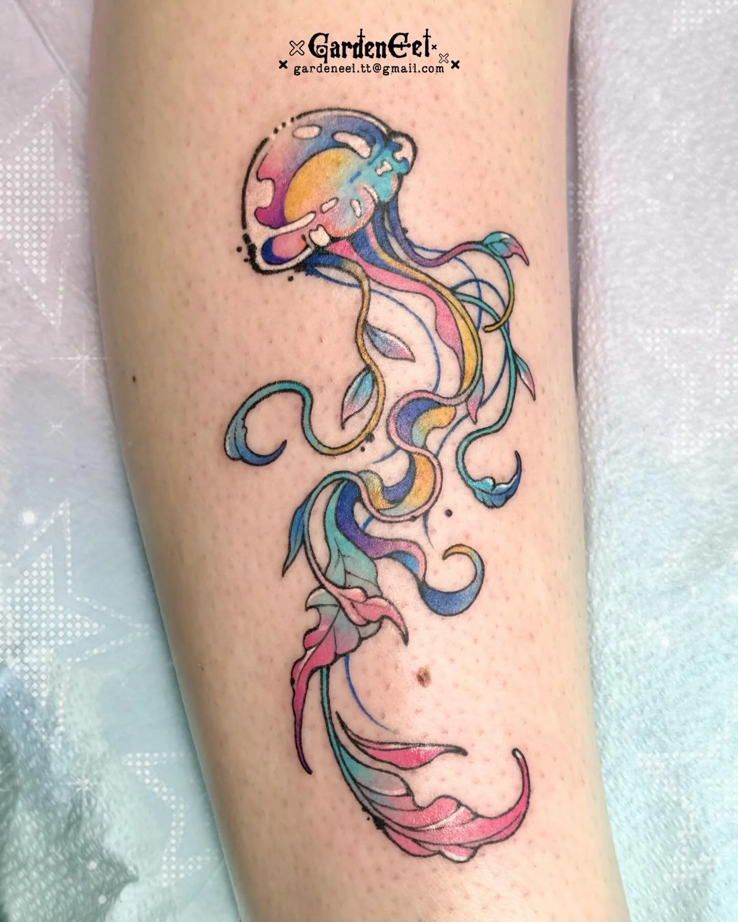 ✨ Jellyfish x leaves
Custom design ✨
Thanks for trusting🥹
.
&middot;̩͙꒰ঌ ✞.᛭..✟..᛭.✞ ໒꒱&middot; ﾟ
.
Based in Toronto - Mar. [Open]
.
DM/Email to book✨ More available flashes in the highlight
.
.
.
#tattoo #cutetattoo #colortattoo #tattoodesign #toro