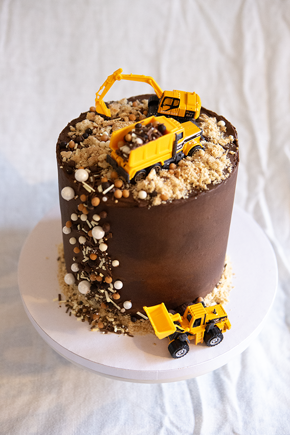 6" Chocolate Construction Cake