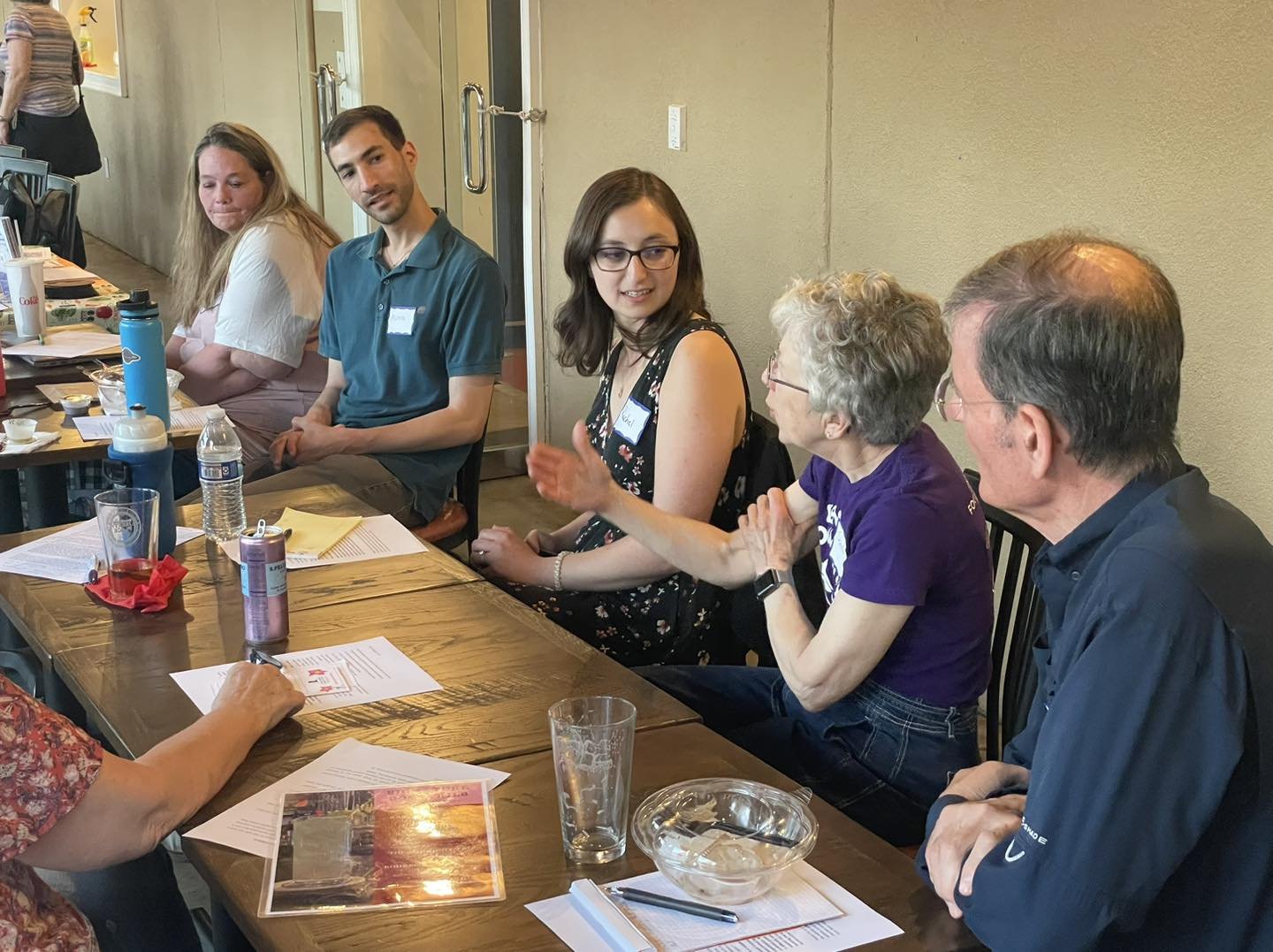 Last week, we held our first-ever &ldquo;Elevator Pitch&rdquo; training for volunteers! Board President Edie Burkey offered coaching on how talk about our growing co-op with attendees at community events - or just your own friends and family! 

Openi