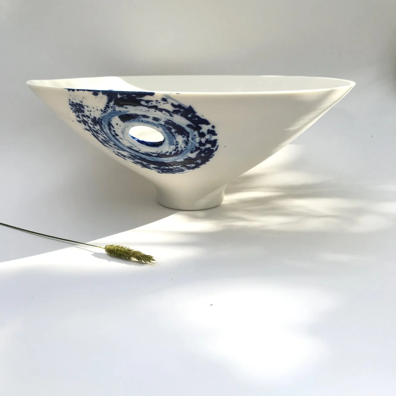 JILLY RUSSELL Throwing with Porcelain