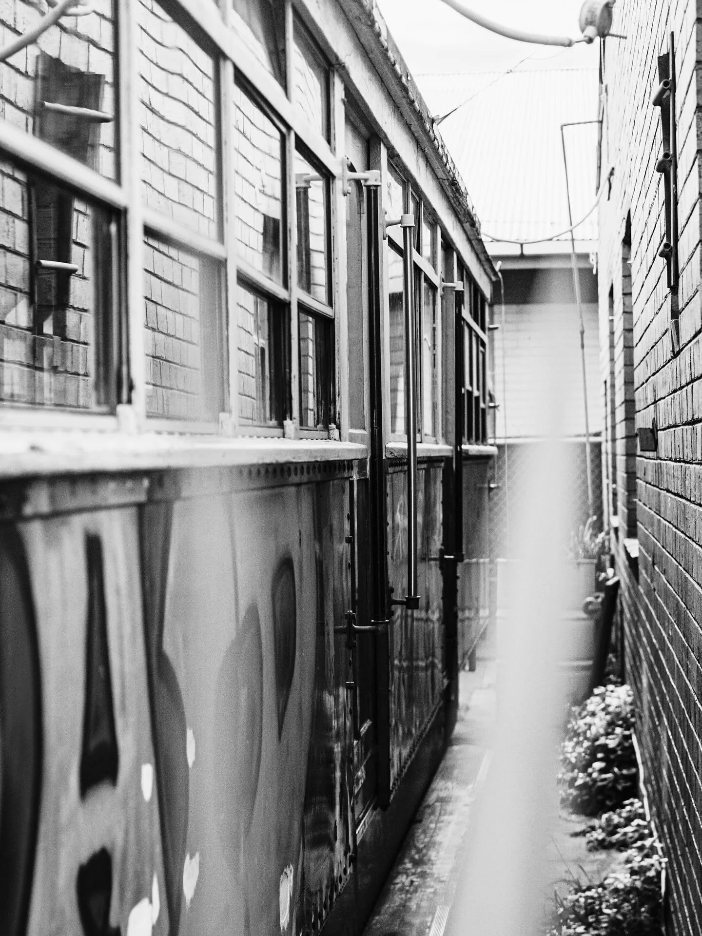 The quiet between two walls.
Calm before something breaks.

Silence As Bombs Fall Down &mdash; my debut EP.
Four songs. One story.
Coming this December.

📍 Melbourne
🎧 Just me, a 12-string, and the noise to stop hiding from.

#SilenceAsBombsFallDow