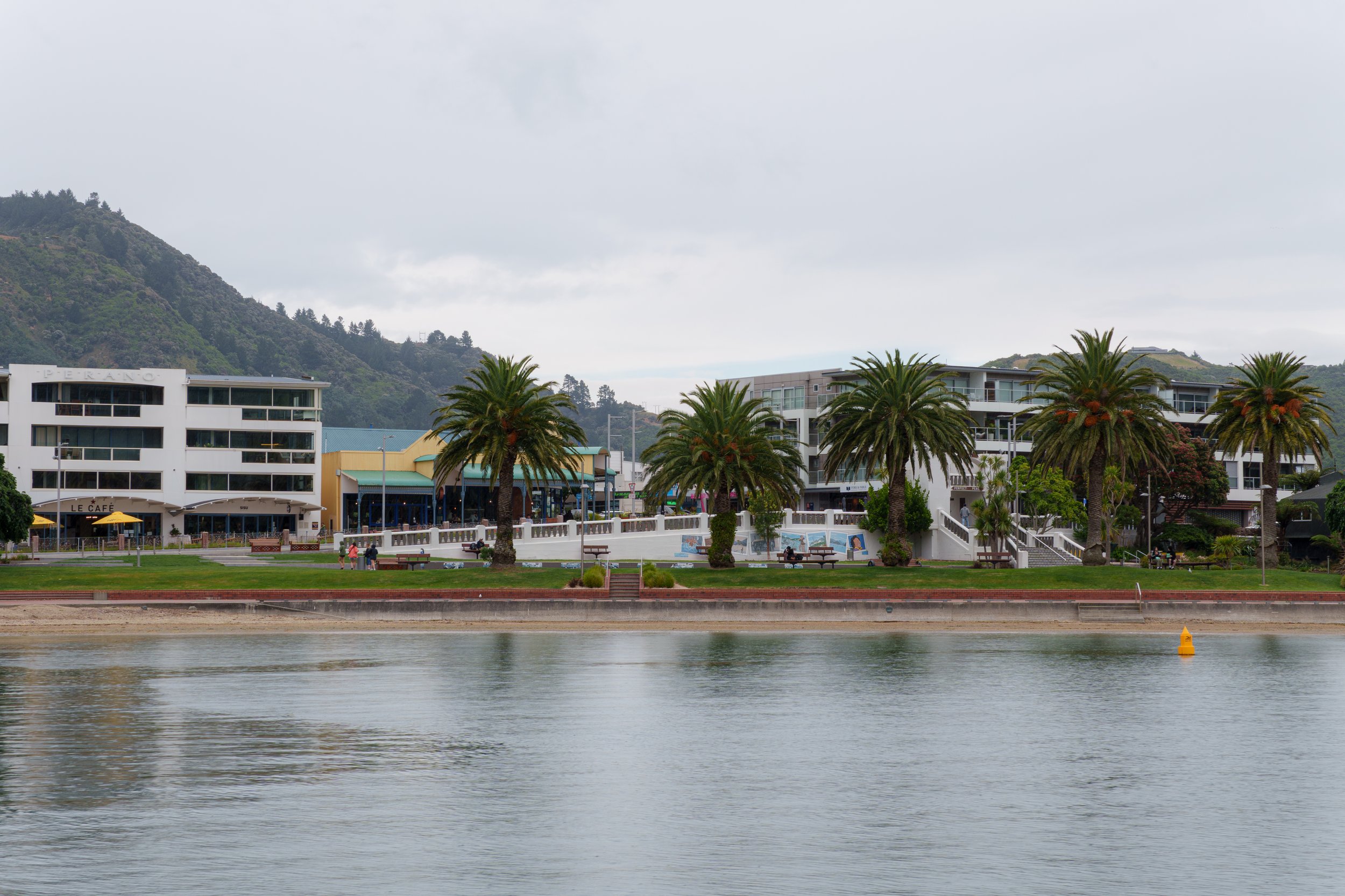 A Scenic Summer Boat Trip Through Marlborough Sounds