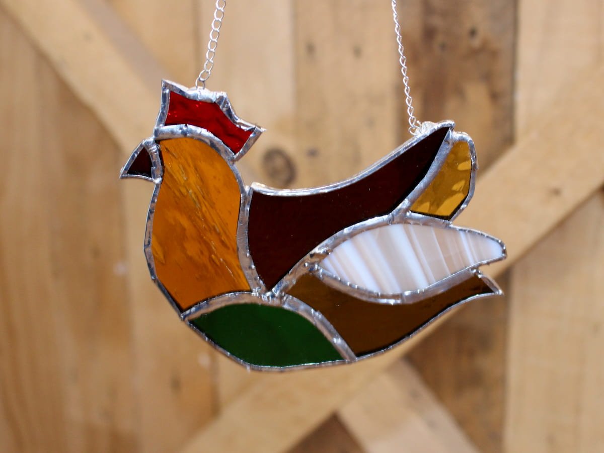 Chicken Lightcatcher made by a student in the all day glass workshop
