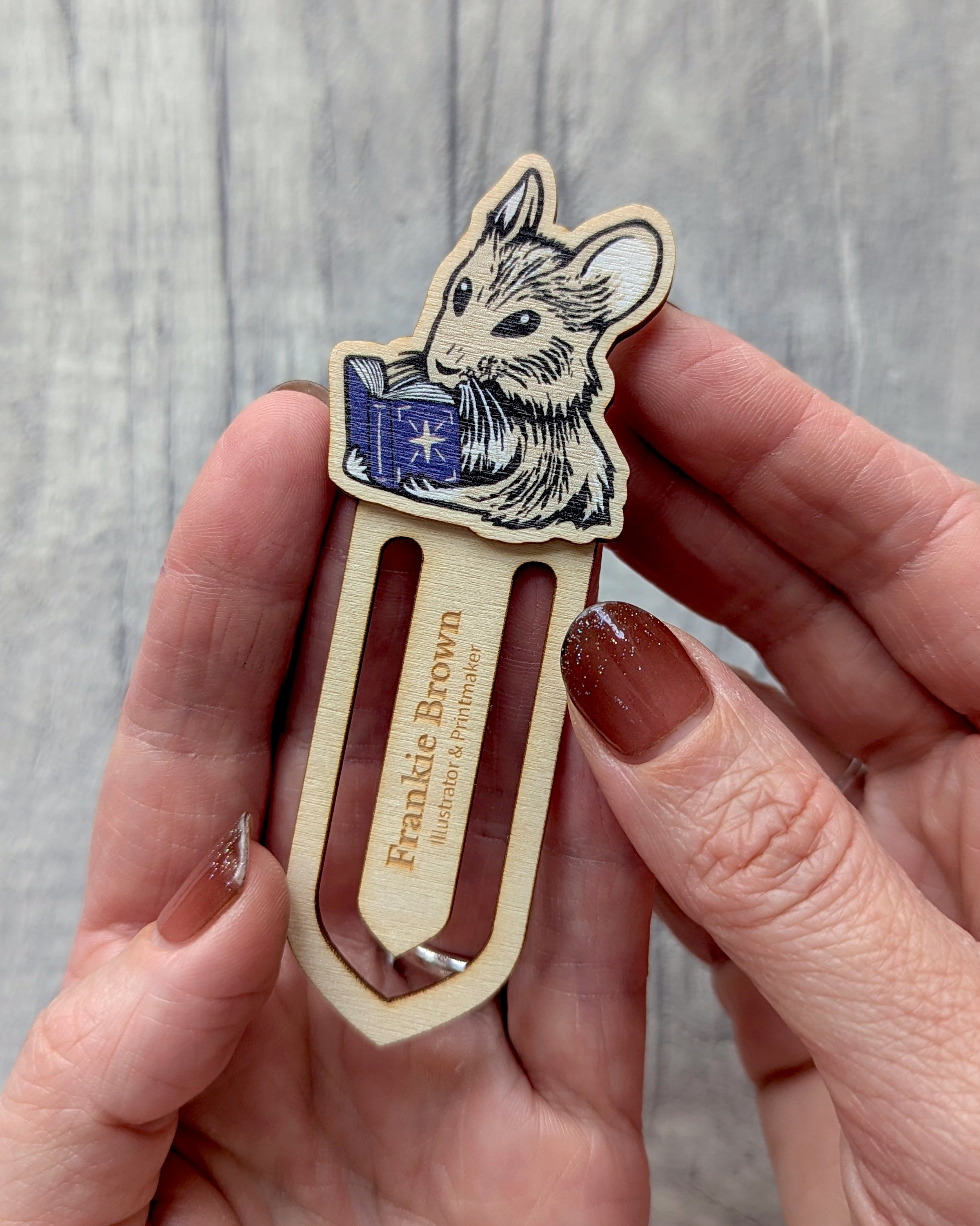 Frankie-Brown-Bookmark-Wooden-Mouse-08.jpg