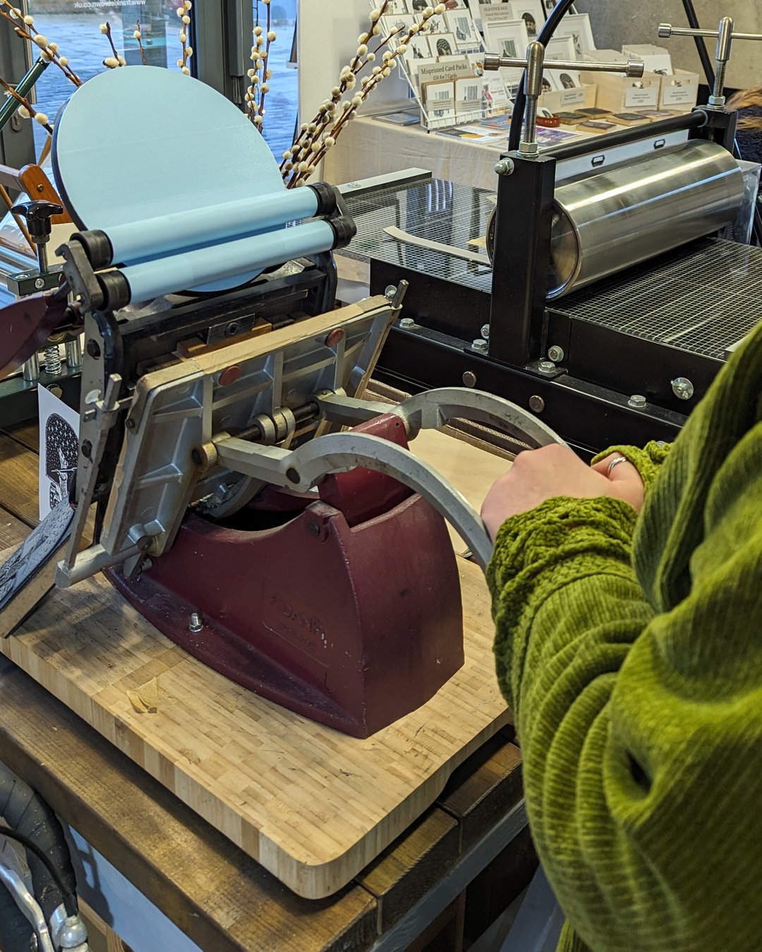 Frankie_Brown_Adana_Linocut_Workshop_05.jpg