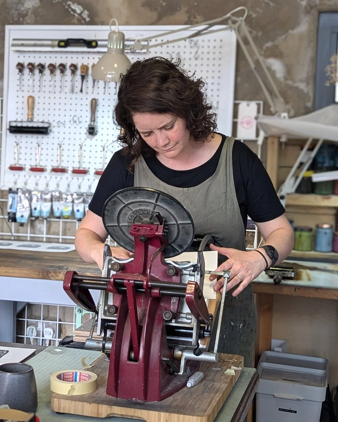 Frankie_Brown_Adana_Linocut_Workshop_03.jpg