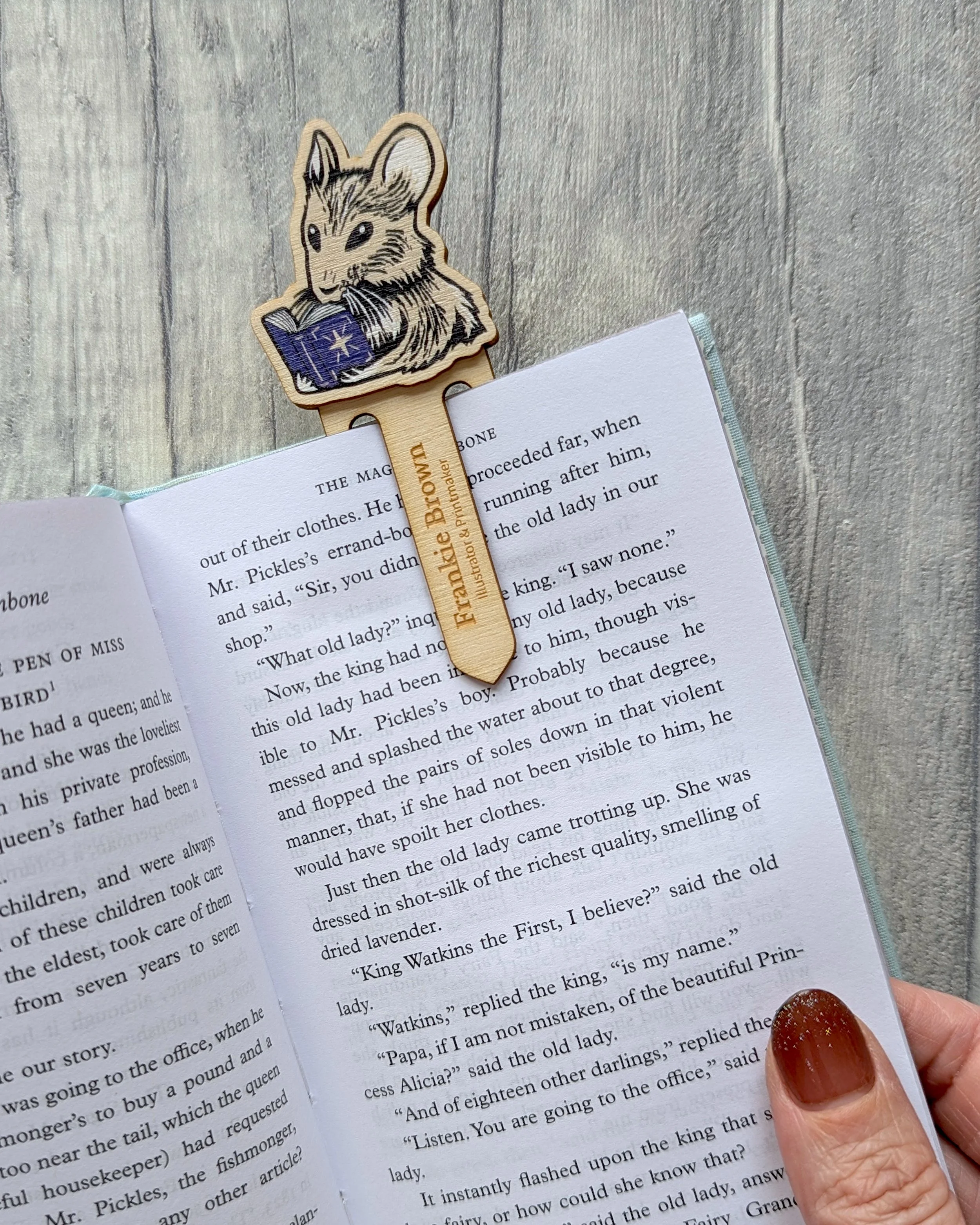 Frankie-Brown-Bookmark-Wooden-Mouse-07.jpg