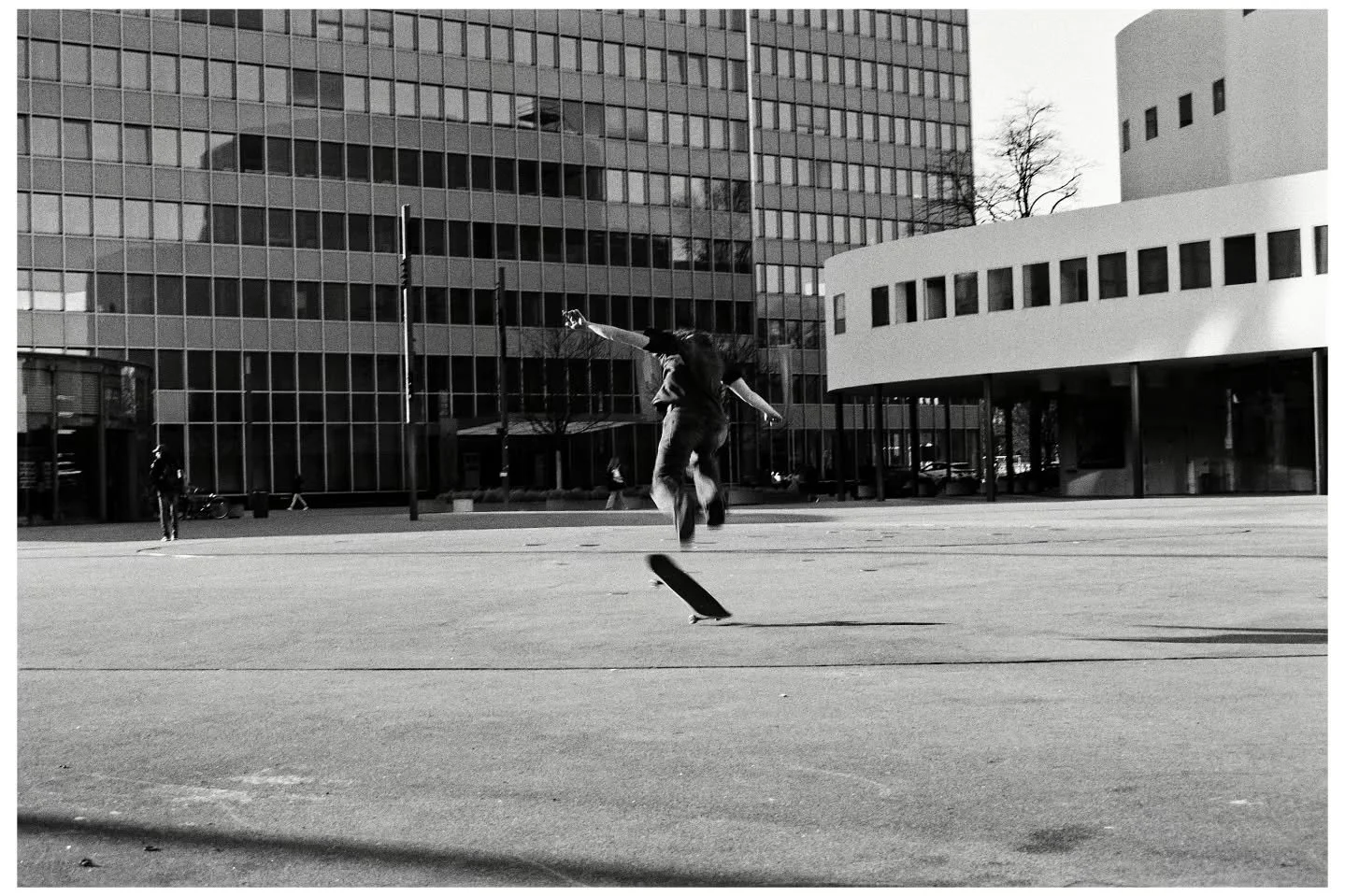 March on BW film

📸 Minolta
🎞️ Agfa 100 BW