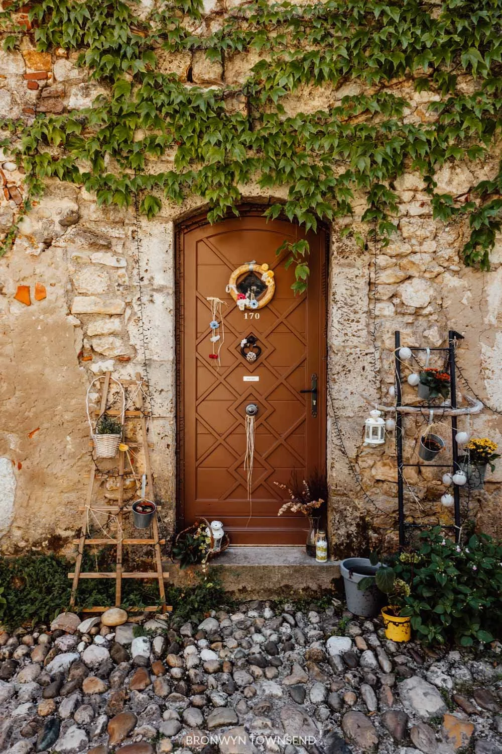 A Travel Guide to Perouges, France: The Perfect Day Trip From Lyon ...