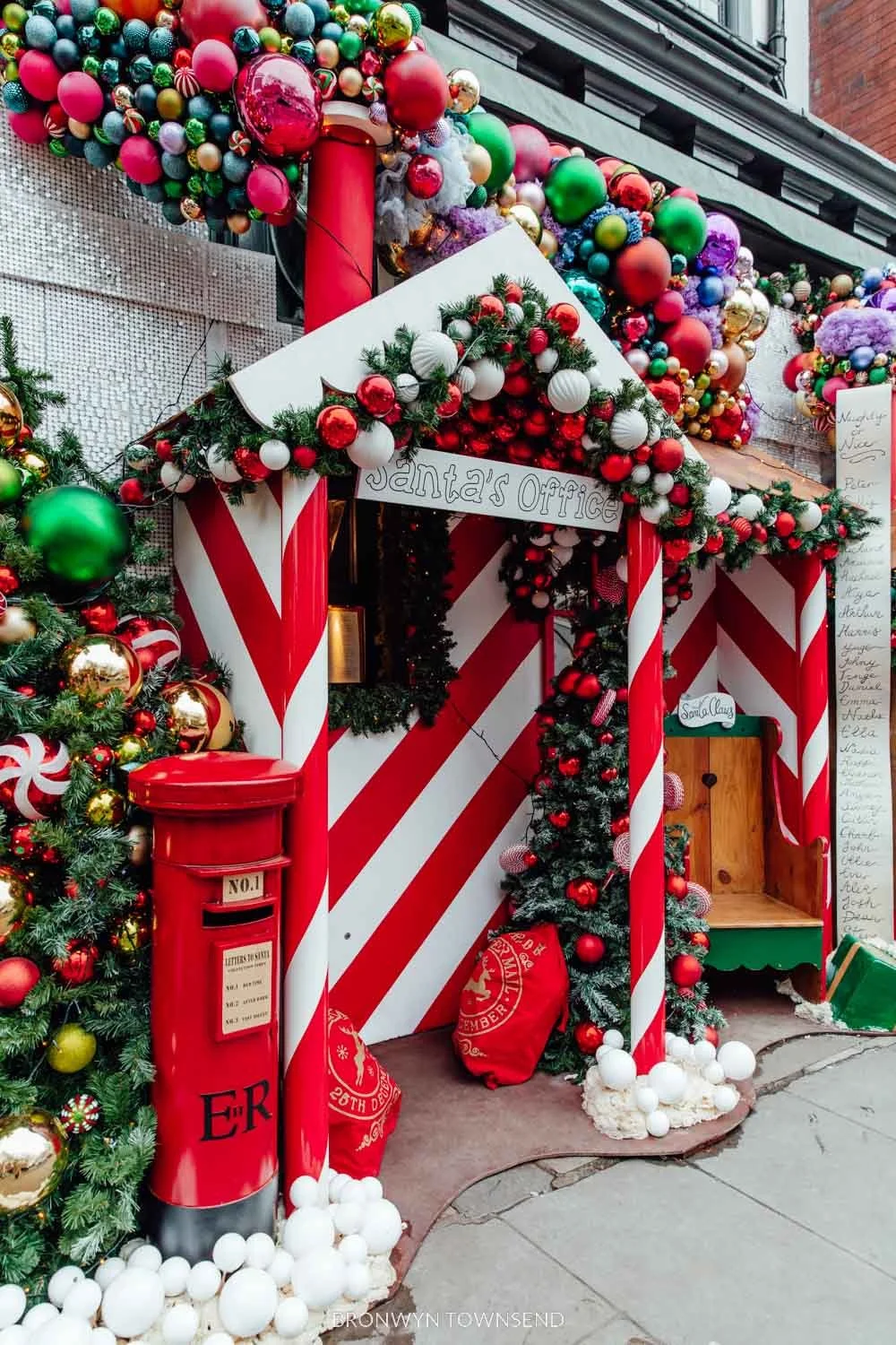 Where to find the best Christmas decorations in London — Bronwyn Townsend Where To Find The Best Christmas Decorations In London — Bronwyn Townsend