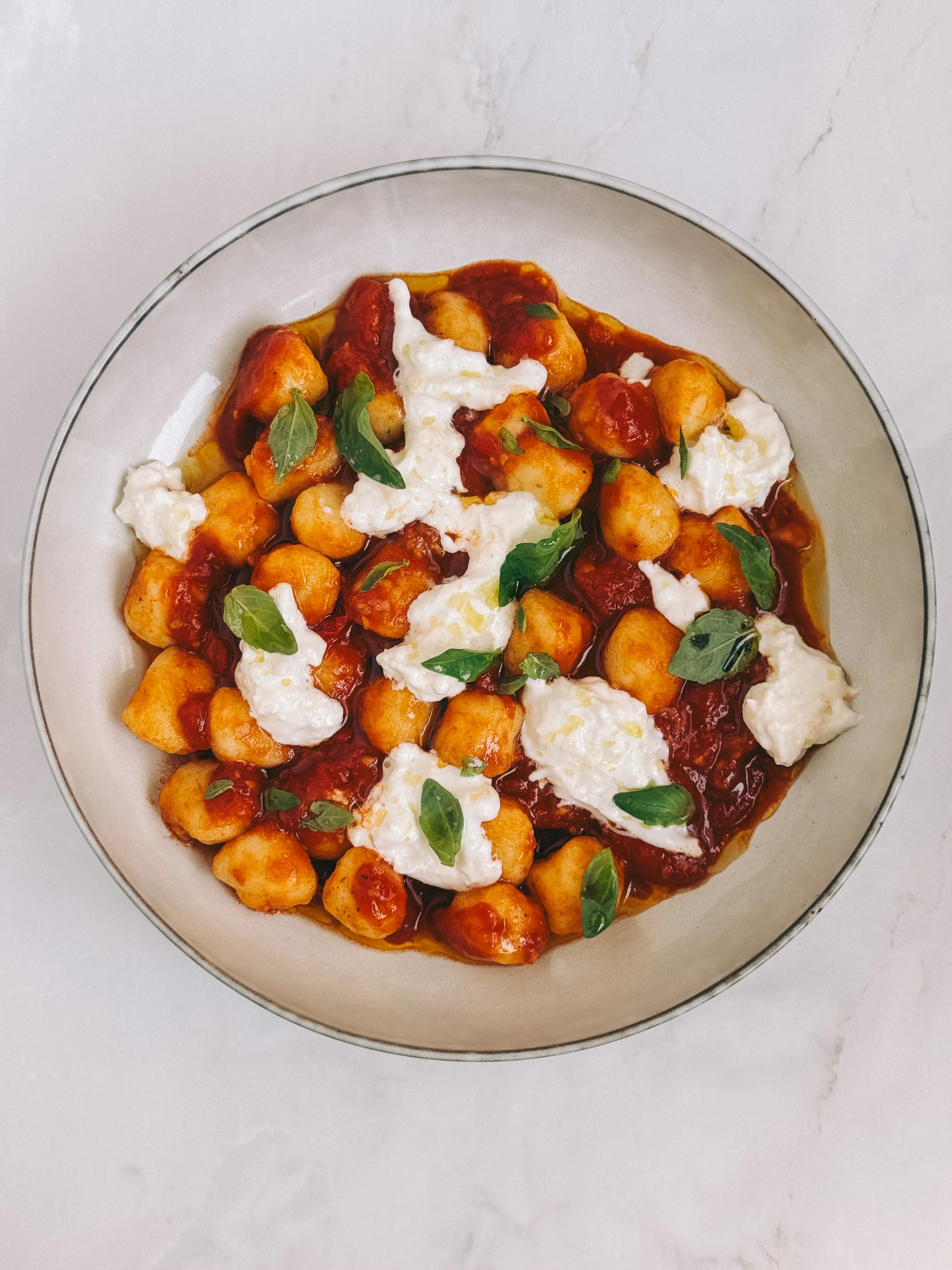 Gnocchi mit Burrata &amp; Cherrytomaten