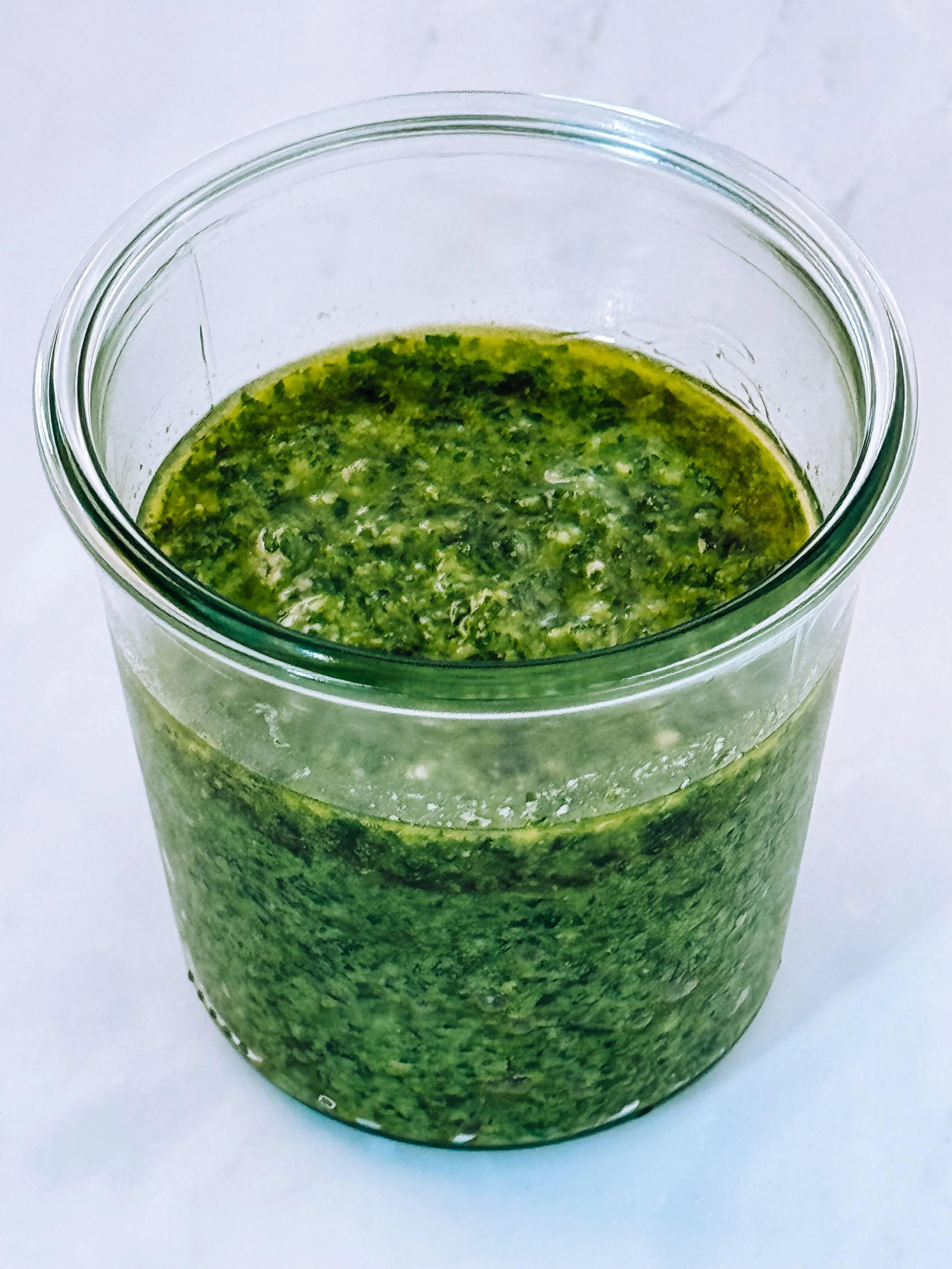 Basilikum-Pesto