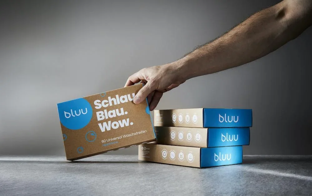 bluu, Startup für nachhaltige Waschstreifen und Reinigungsprodukte.