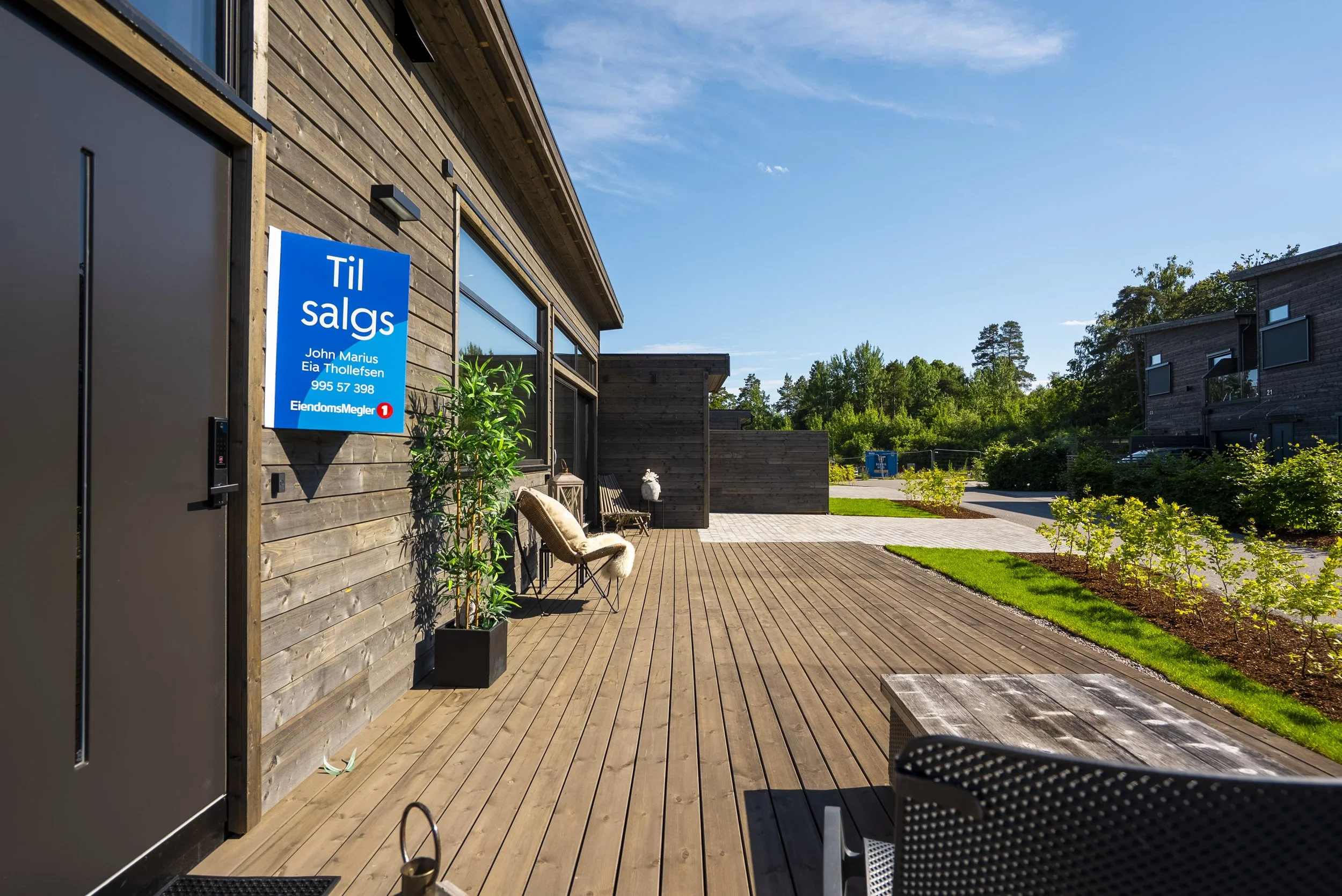 Royalimpregnerte terrassebord fra MøreRoyal.