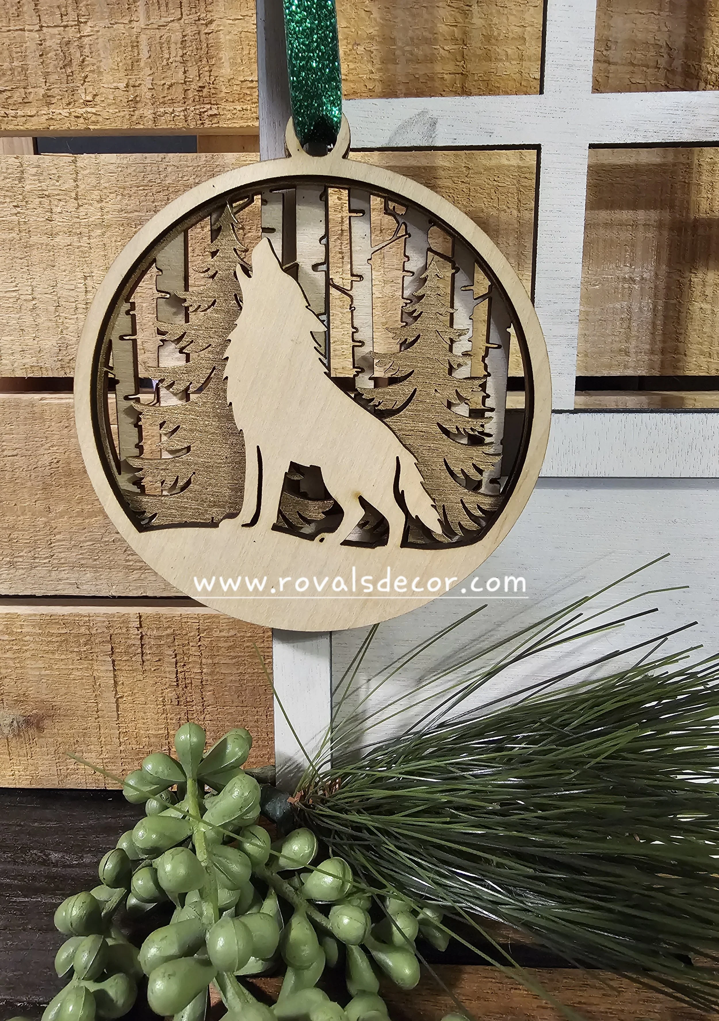 Wildlife Wolf Ornament