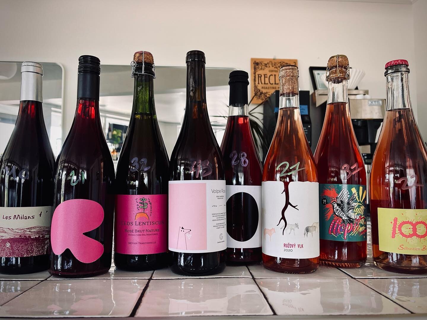 WE LOVE COOL MOMS

these are some of the wines i think of when i think &lsquo;cool mom&rsquo; 

(of course moms of kids, projects, animals etc also drink white wine) 

anyway, NO CORKAGE TODAY 

use the code MOM10 for 10% off bottles of wine online t