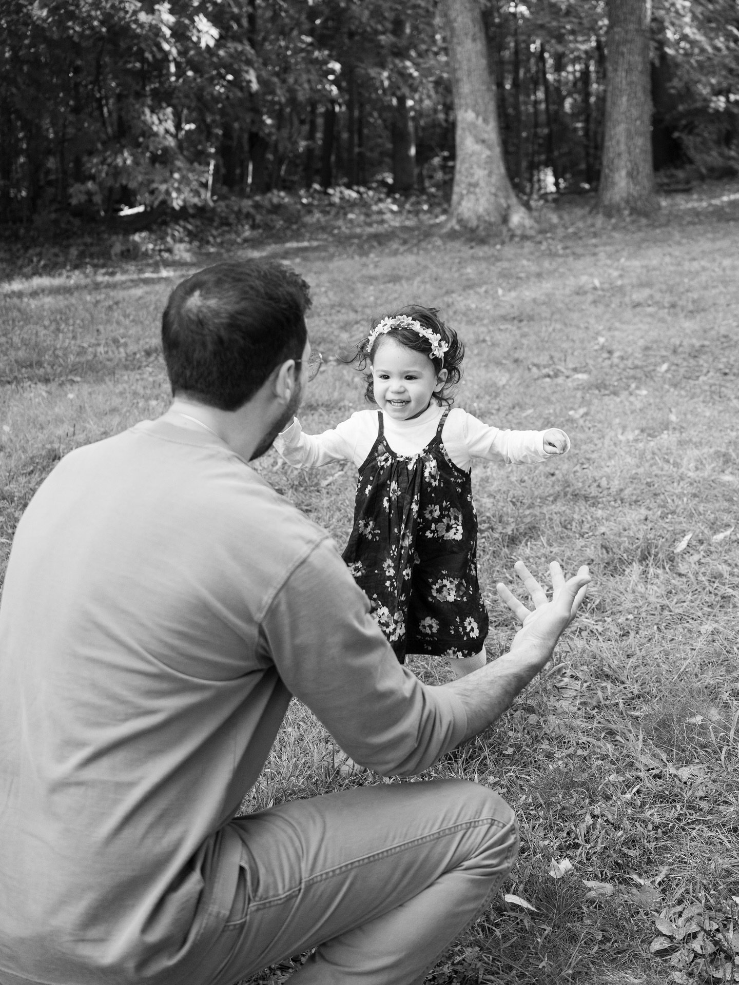 Fall photo season is coming up! ✨🧡

#familyphotos #fall #claudiasinclairimages #family #anokacounty #minneapolis #autumn