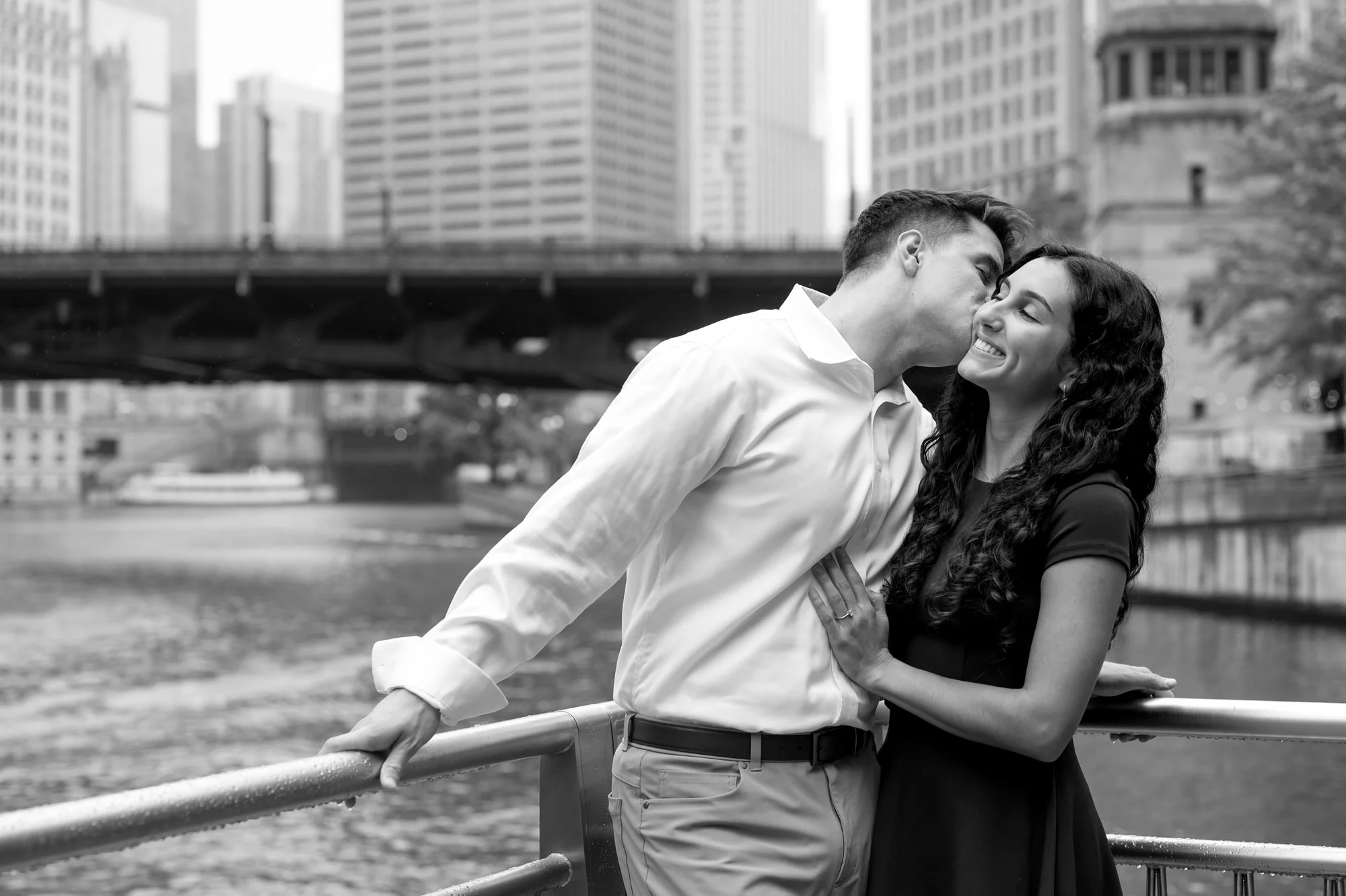 chicago riverwalk engagement session (21).jpg
