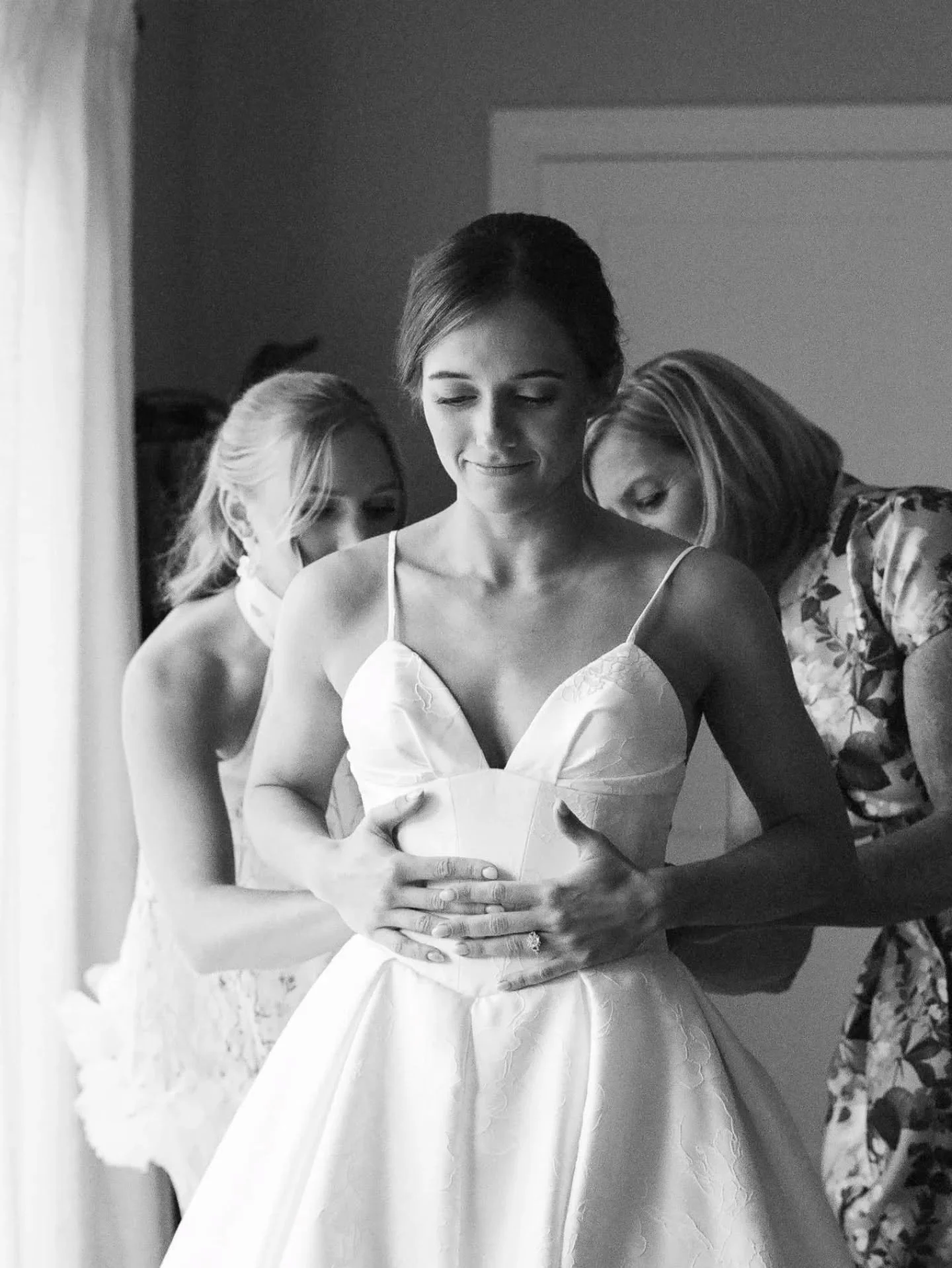 Anne getting ready on film.

[Michigan wedding photographer, Northern Michigan wedding, Petoskey wedding photographer, Northern Michigan wedding photographer, destination wedding, 35mm film, getting ready]