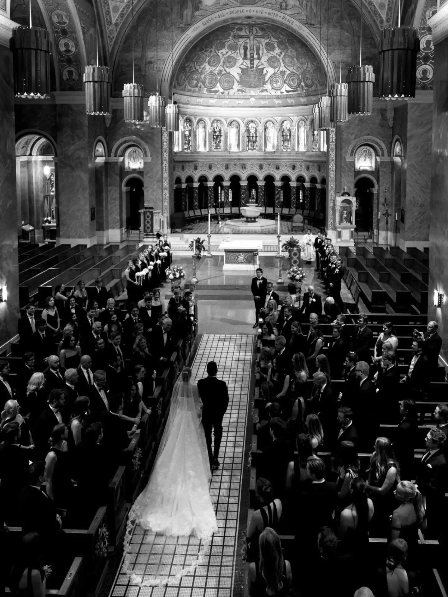 Not every wedding ceremony takes place in perfect natural light. And that's exactly why experience matters.

Church ceremonies are some of my favorites to photograph, but they also come with their own set of challenges. Beautiful historic architectur