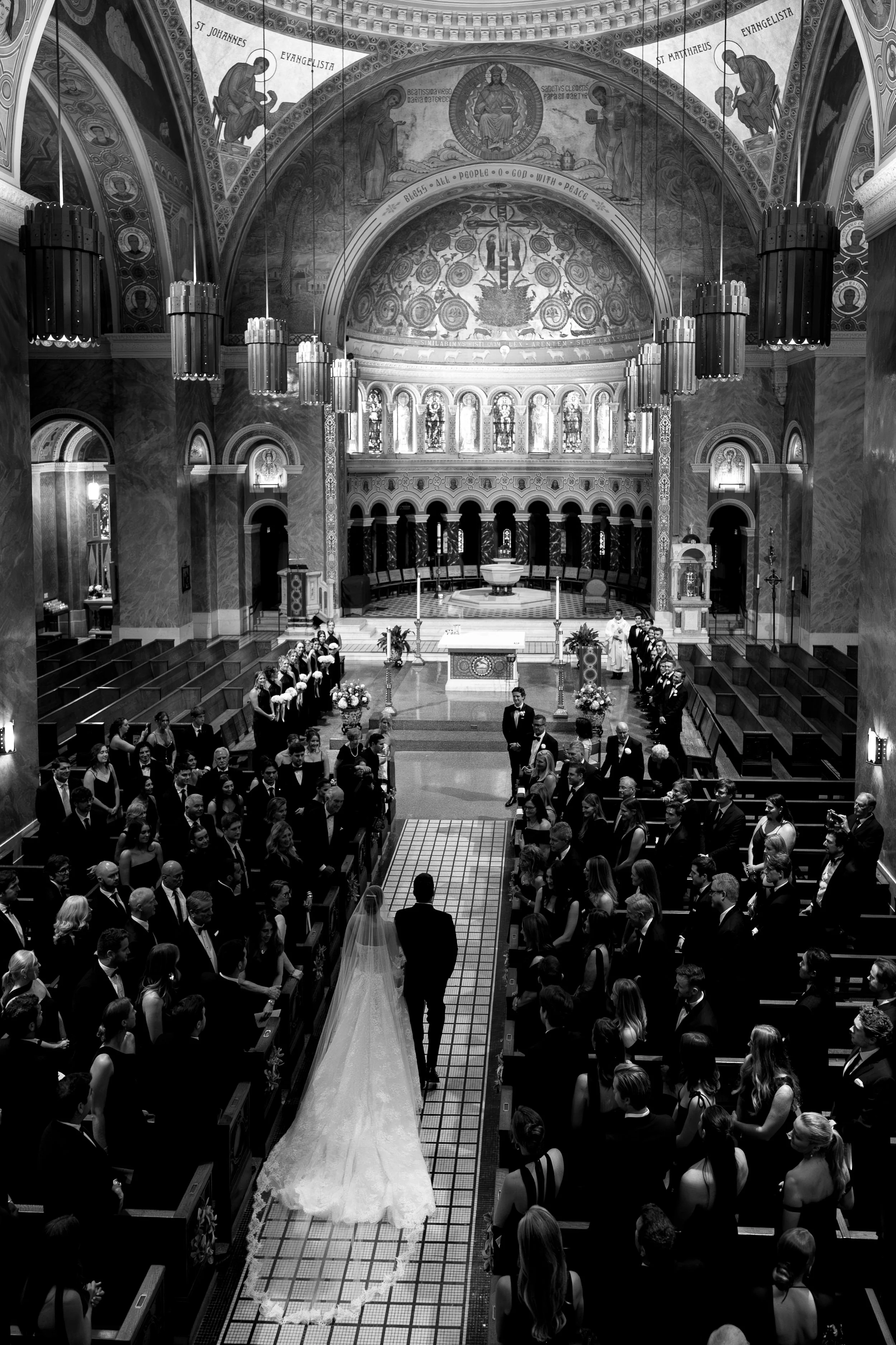 chicago-catholic-wedding-photographer.jpg