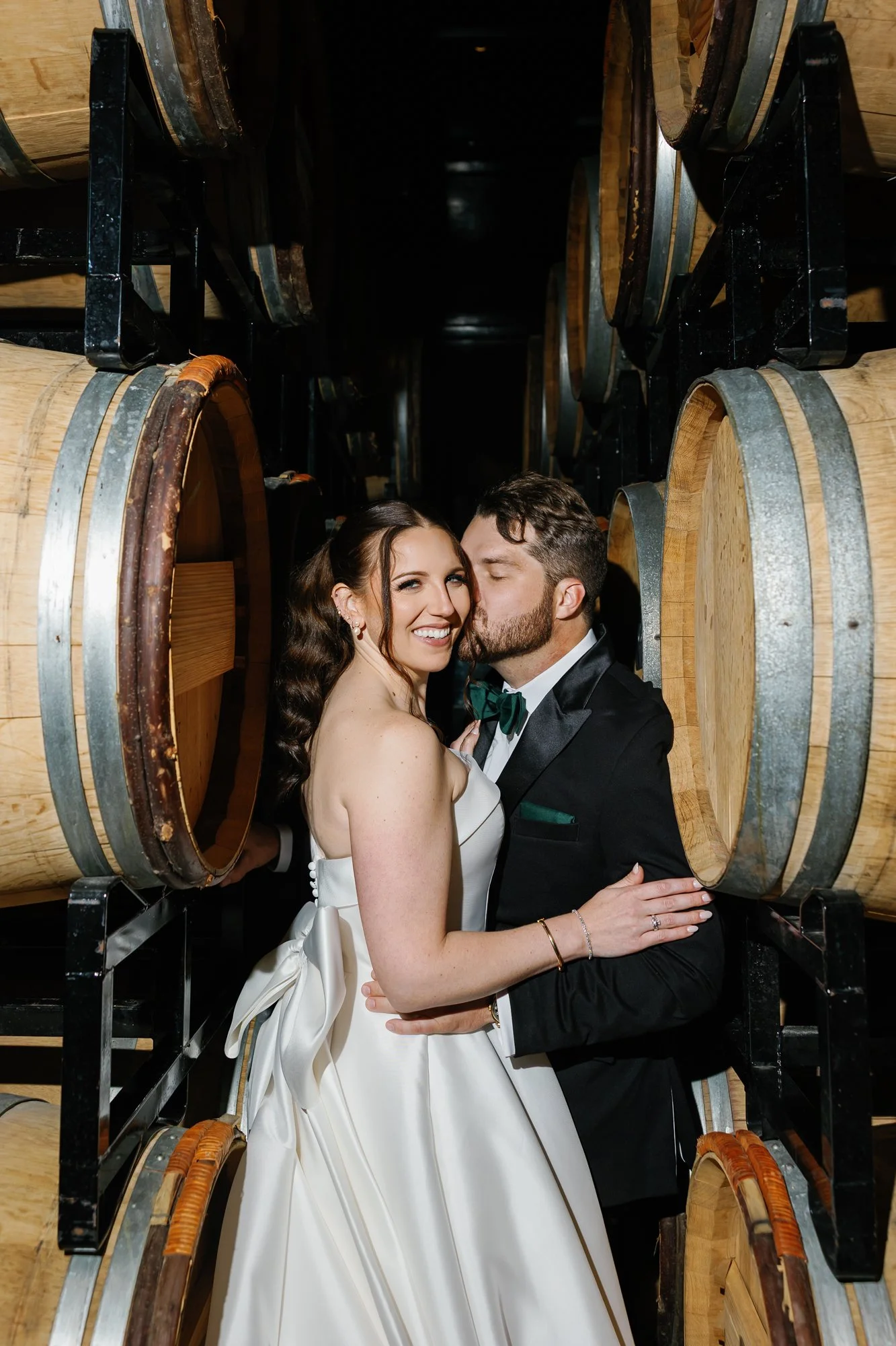chicago winery wedding photographer (15).jpg