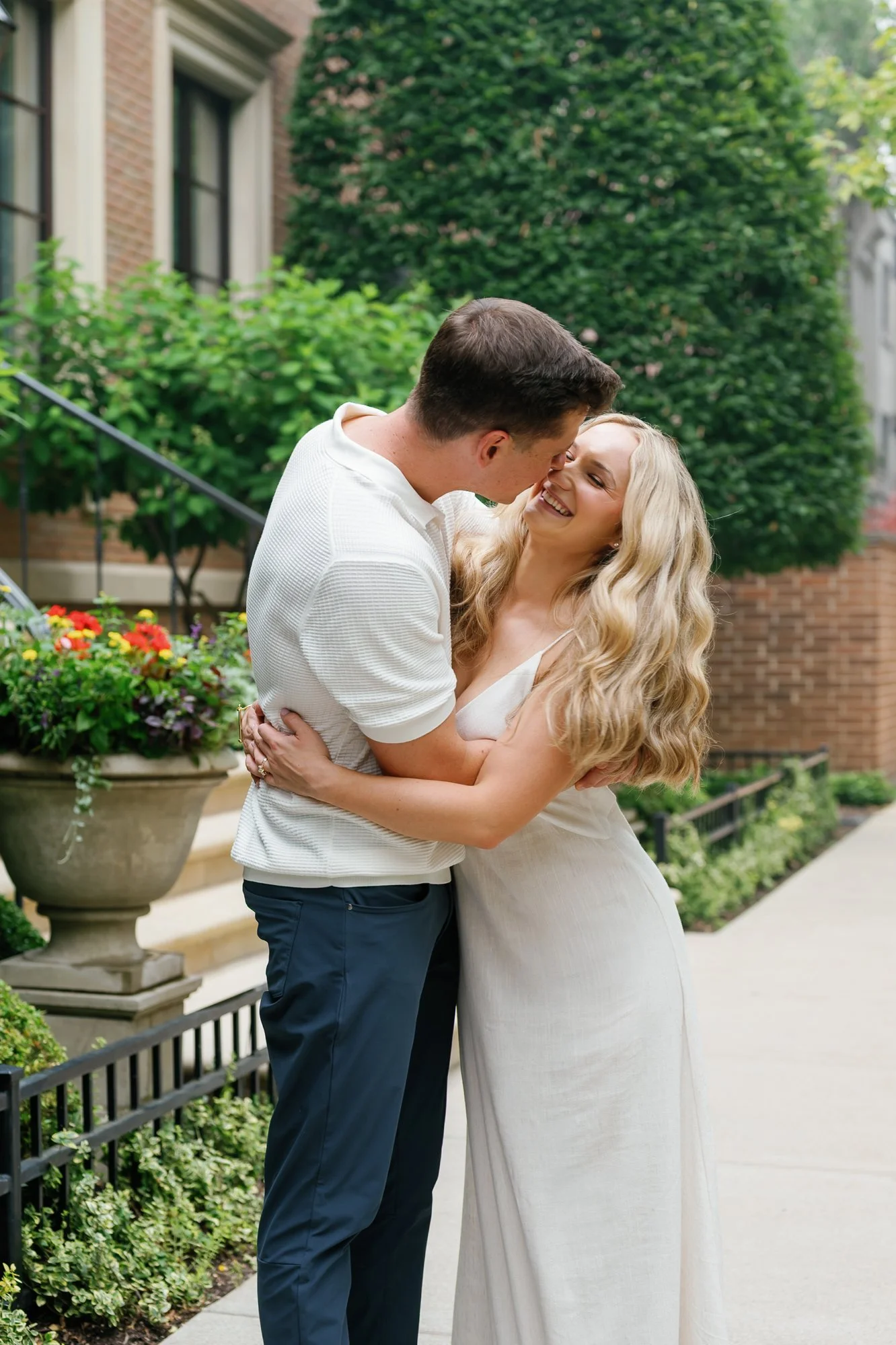 lincoln-park-chicago-engagement-session (36).jpg