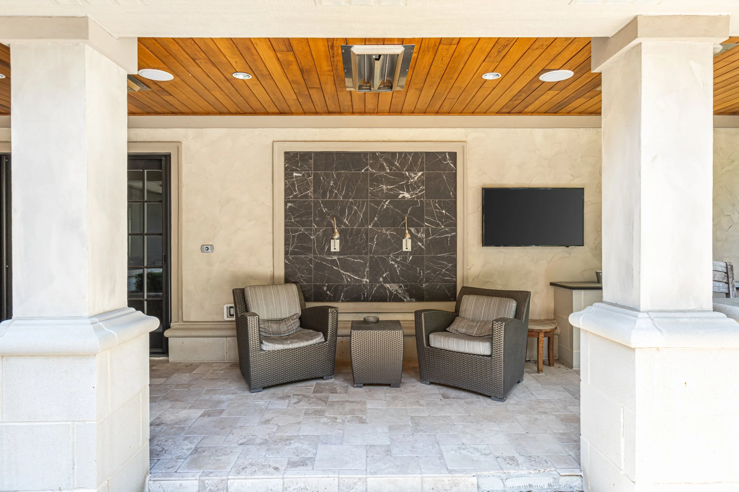 717 Hackberry Rd-109.jpg