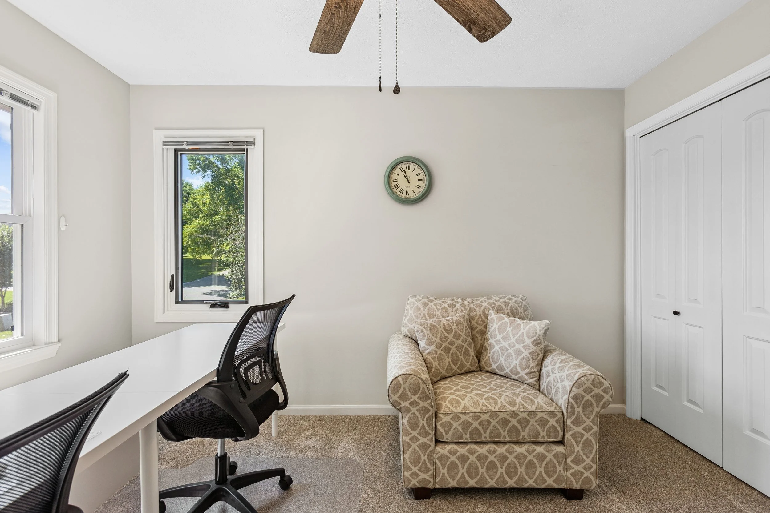 904 S 110th Plaza-34.jpg