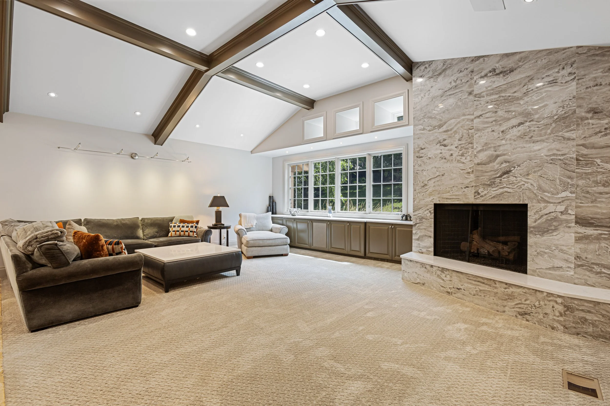 717 Hackberry Rd-38.jpg