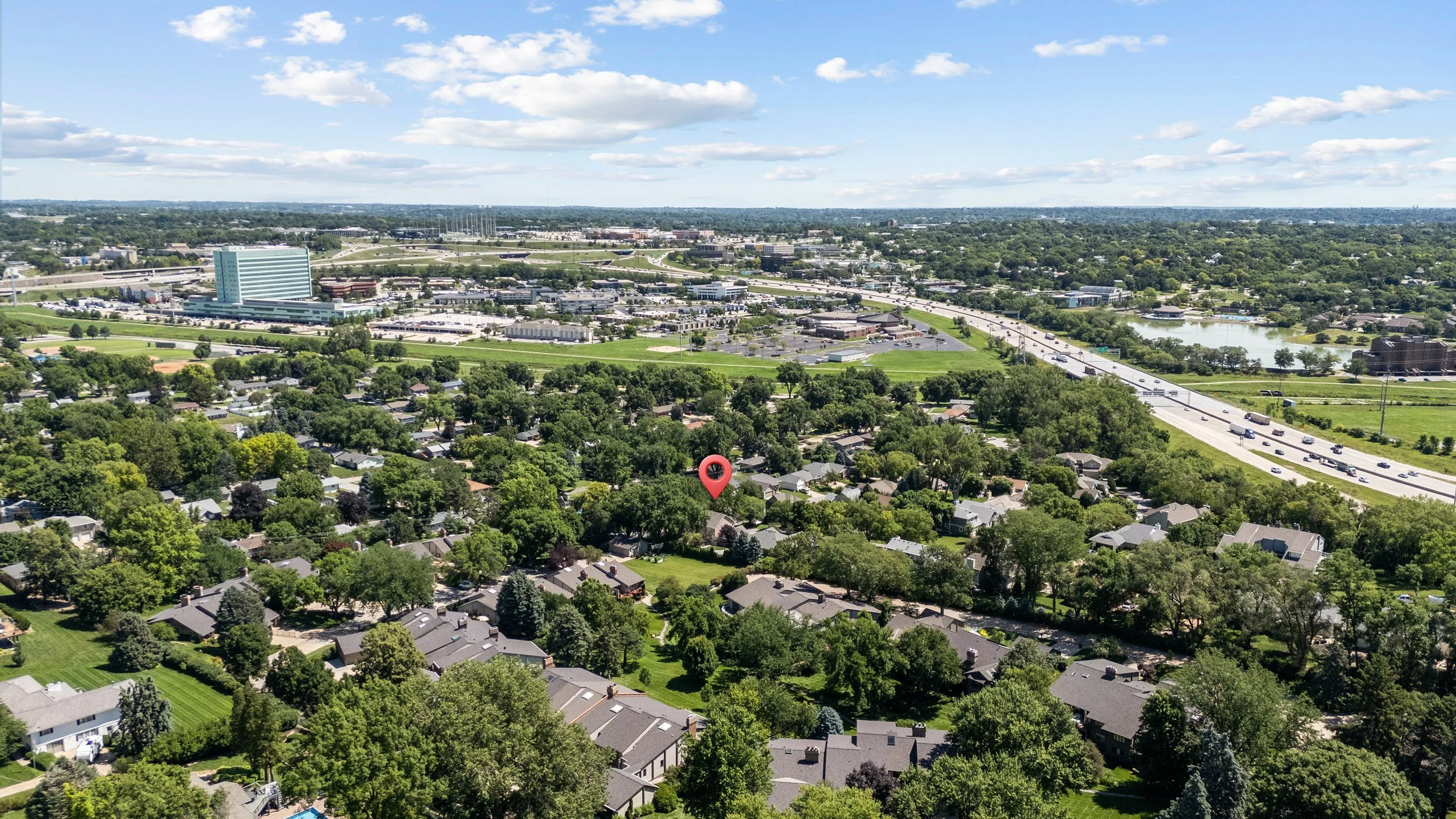 904 S 110th Plaza-48.jpg
