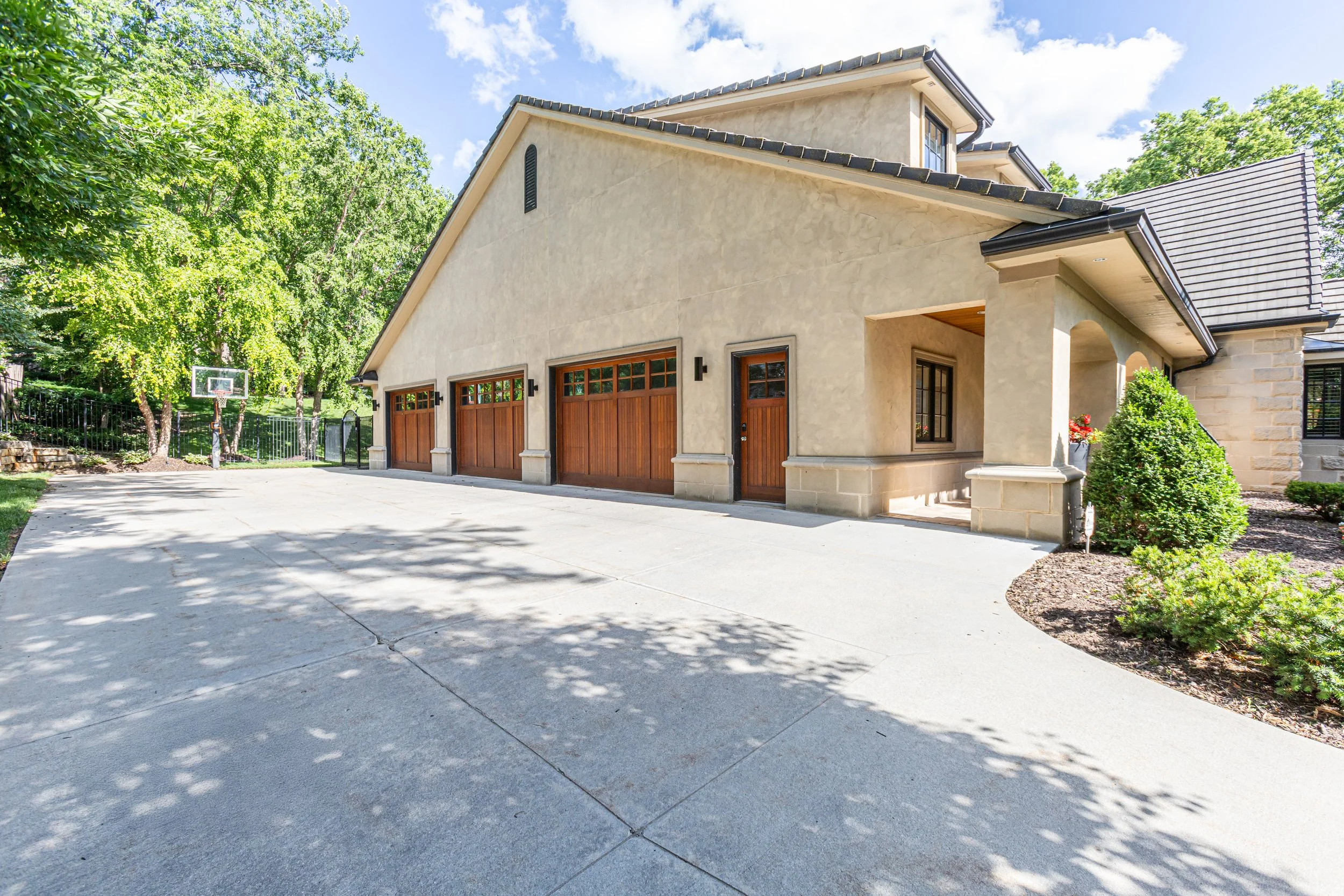 717 Hackberry Rd-9.jpg