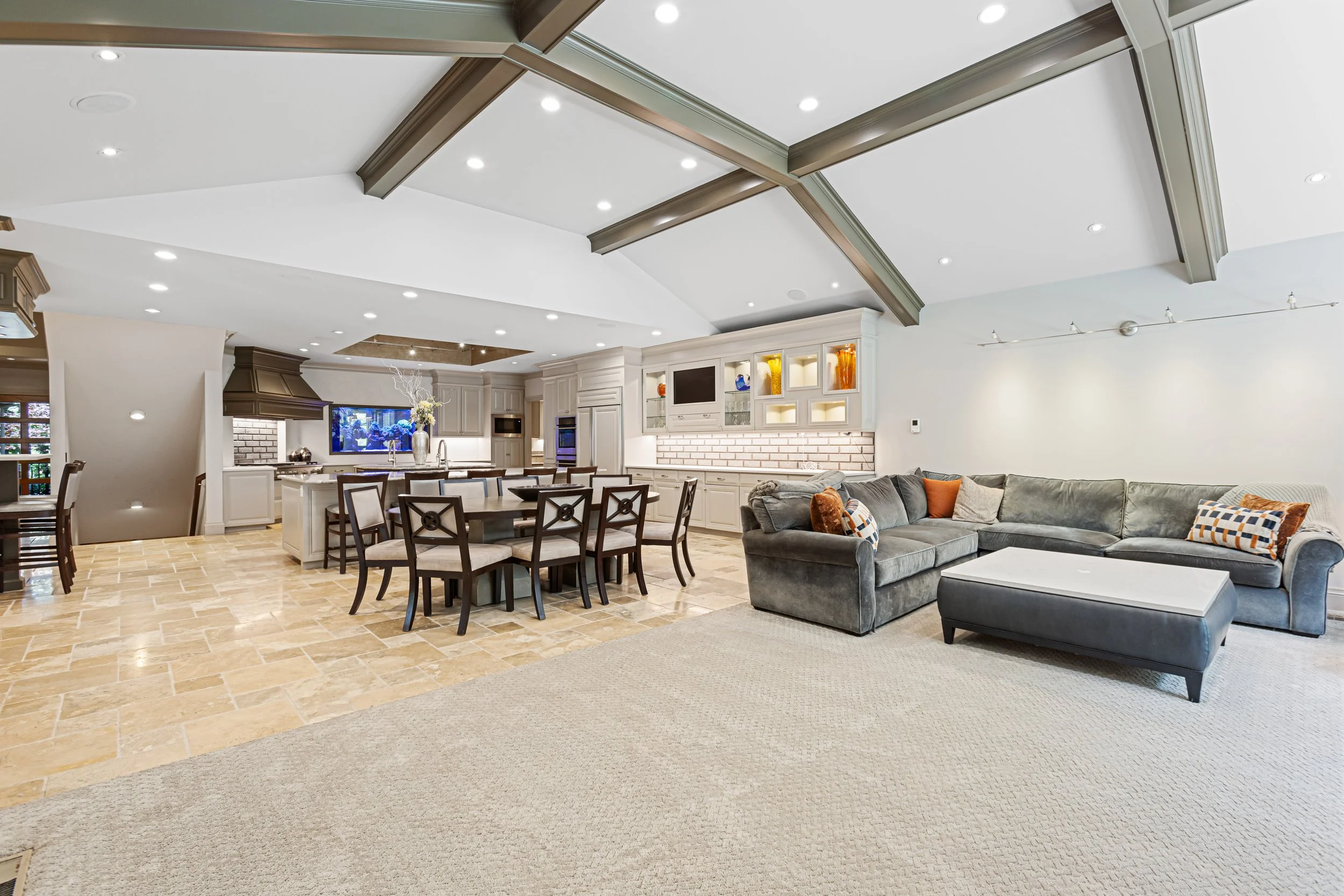 717 Hackberry Rd-37.jpg