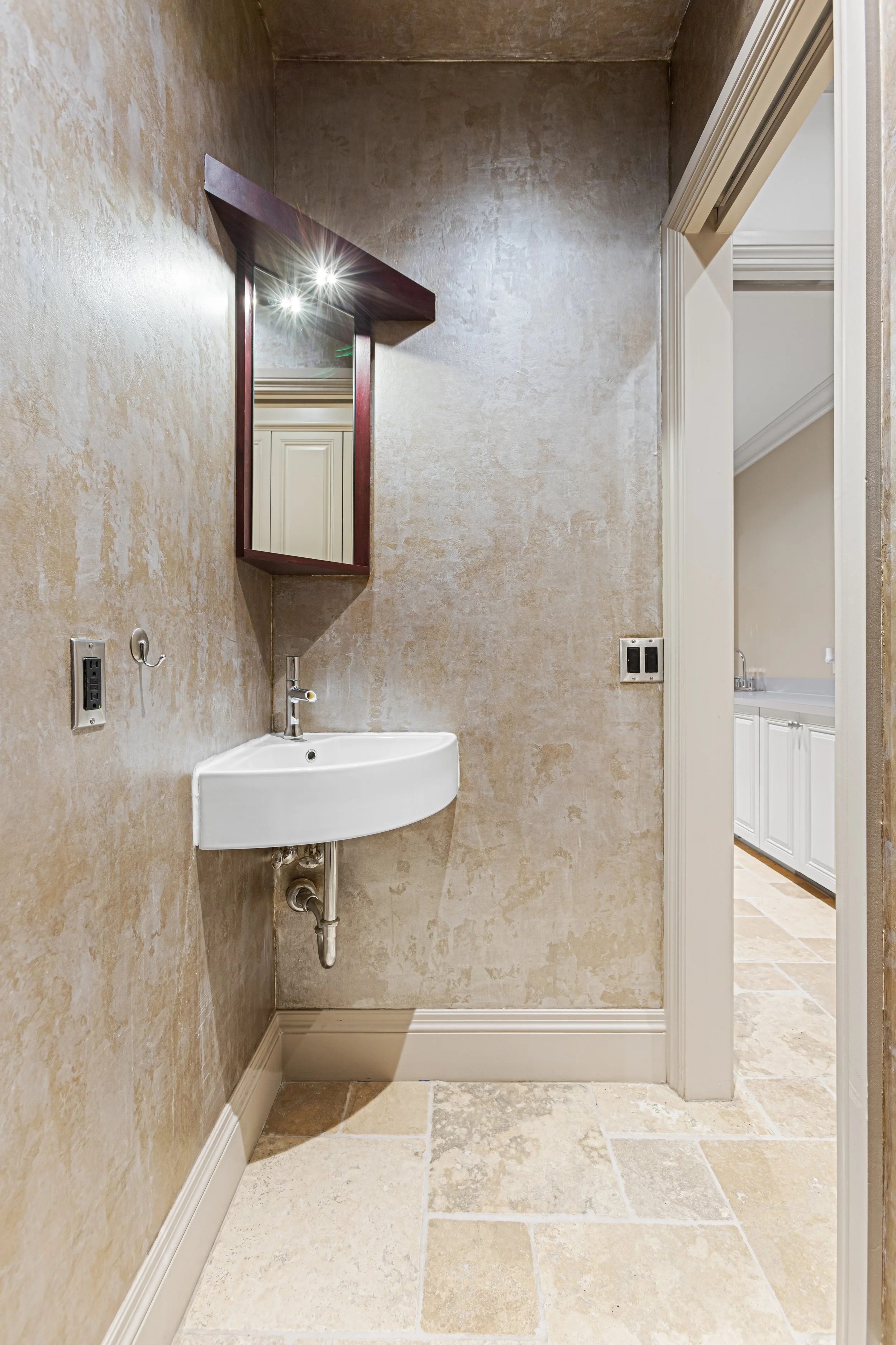717 Hackberry Rd-71.jpg
