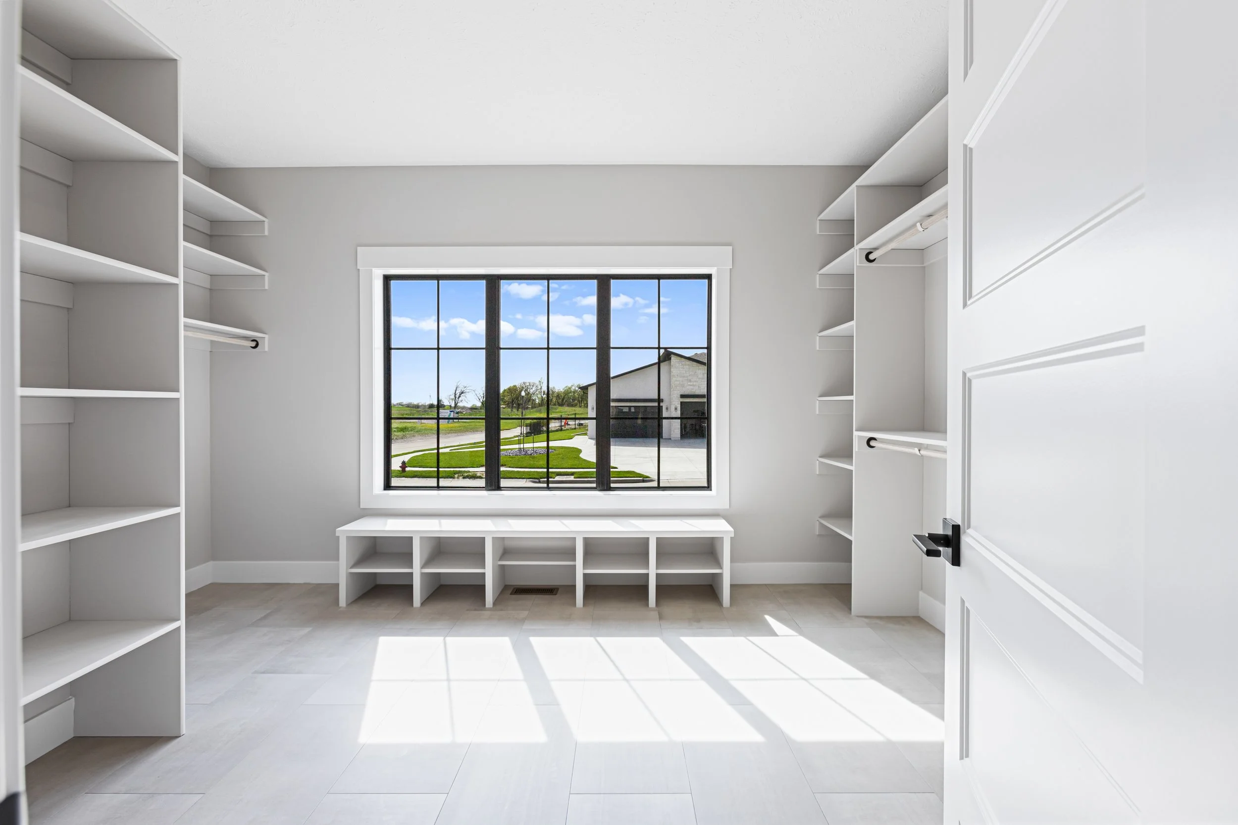 815 S Lakeview Way-22.jpg
