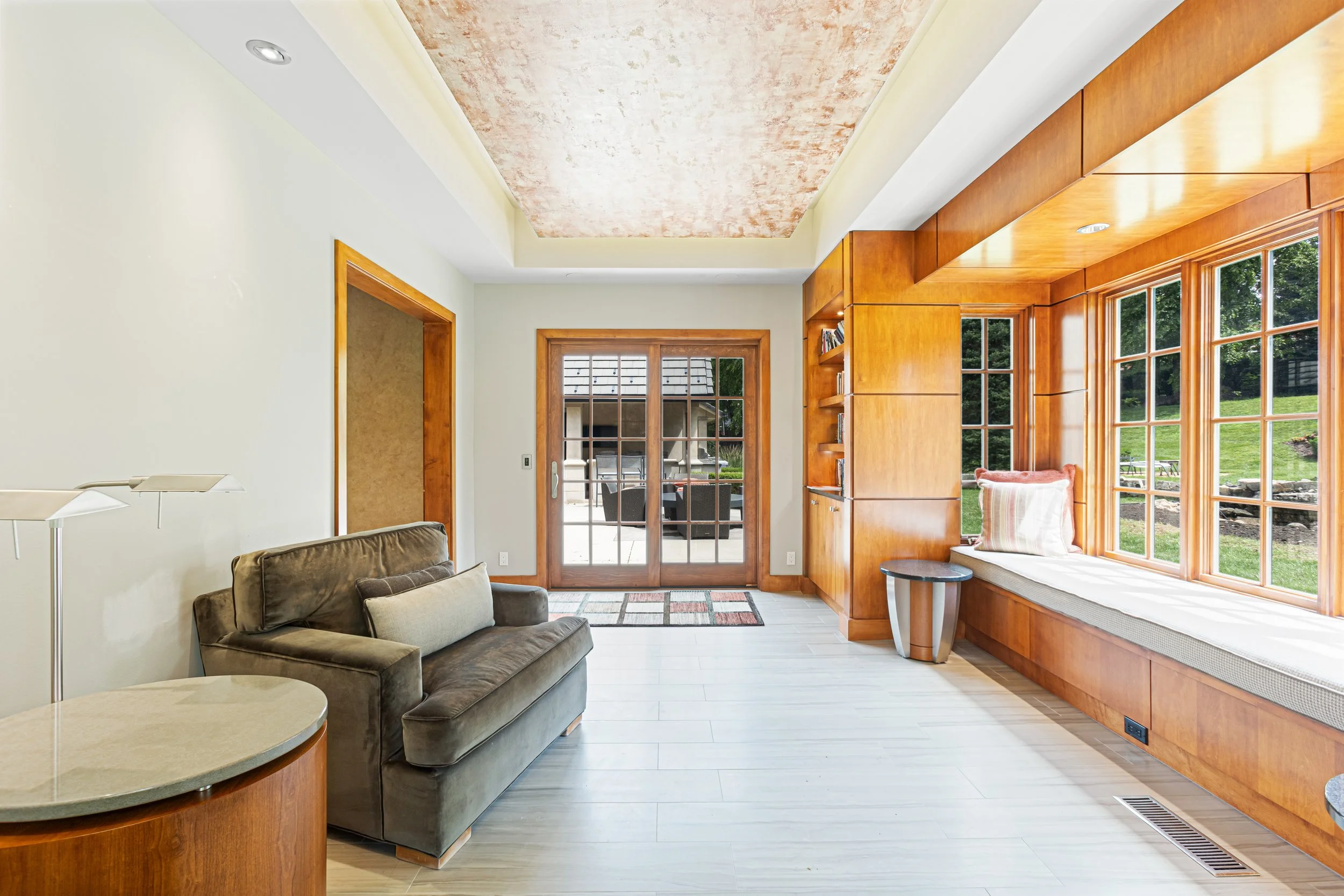 717 Hackberry Rd-57.jpg