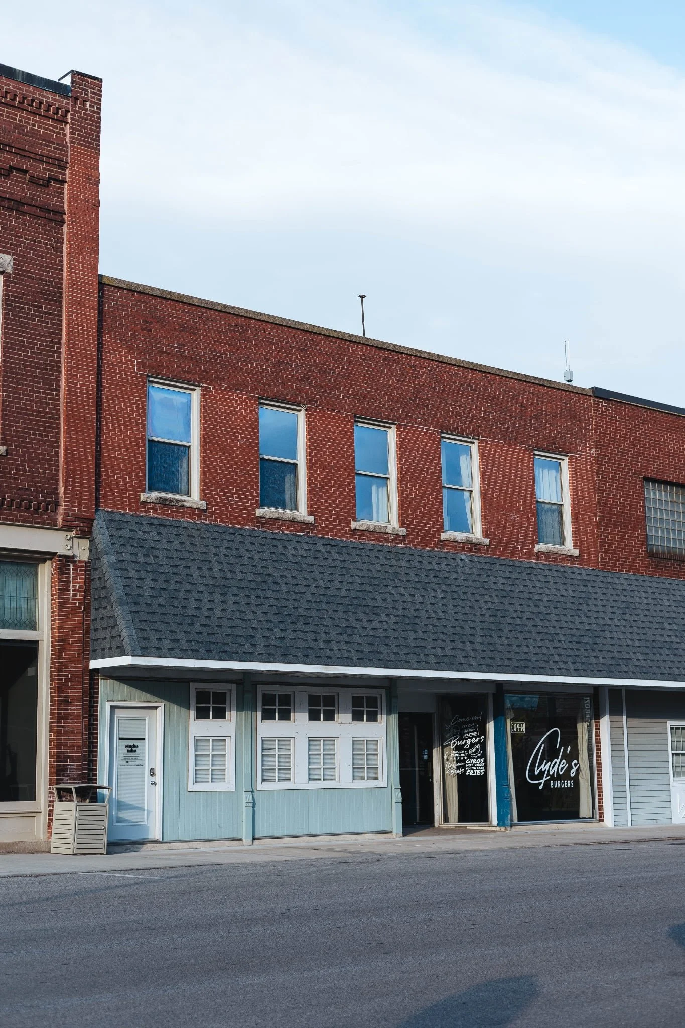 106 E Montgomery St - c. 1900/1945