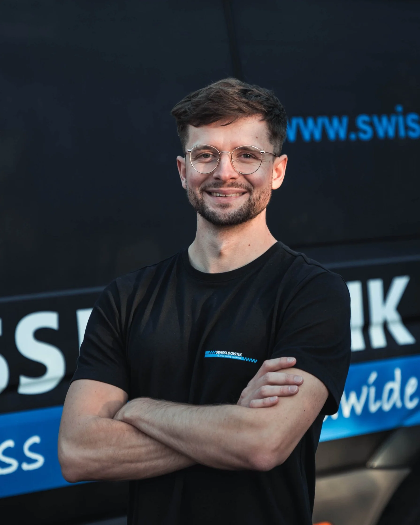 Marius Degen vor Mercedes-Benz Sprinter