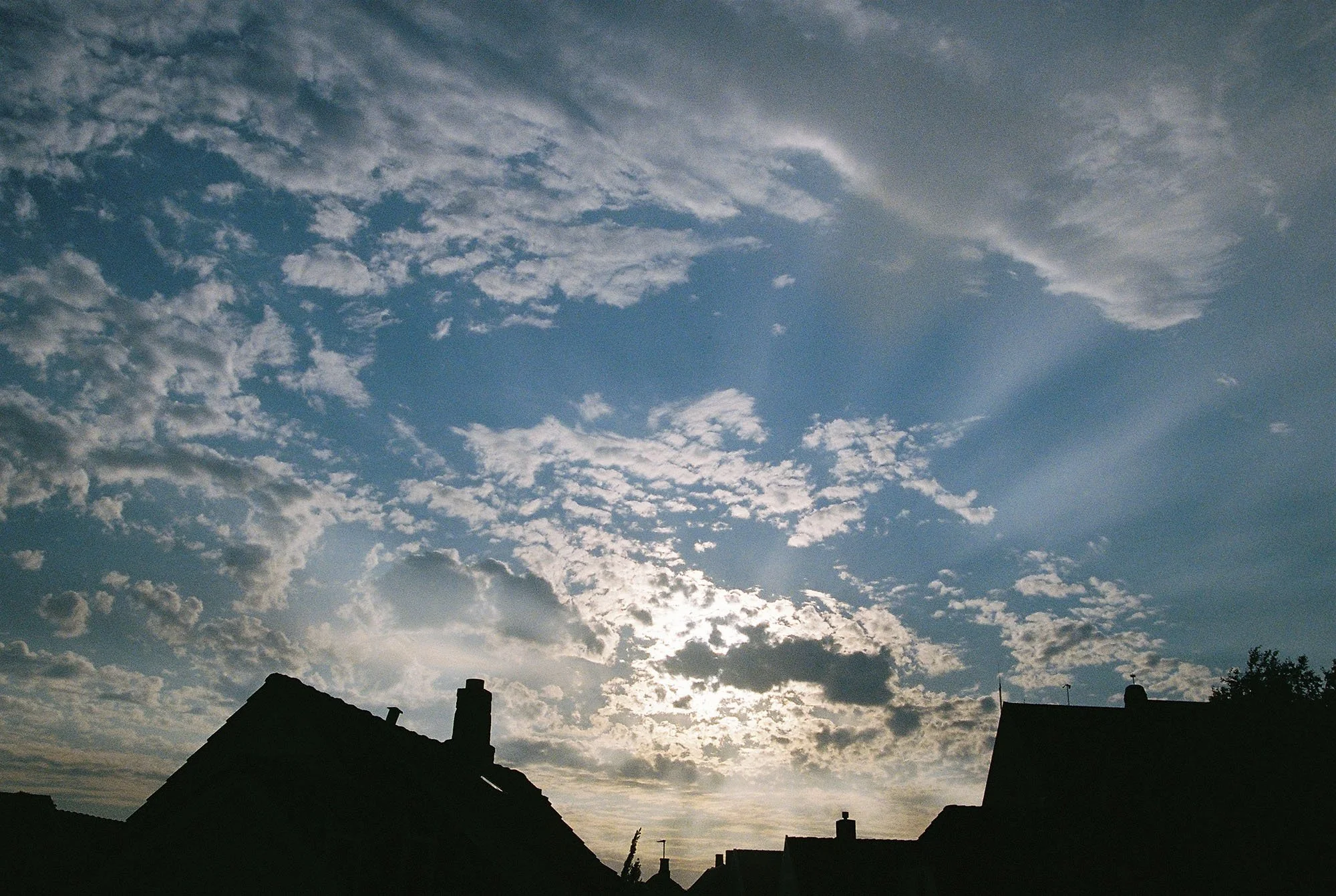 C000145-R1-26-27A.jpg