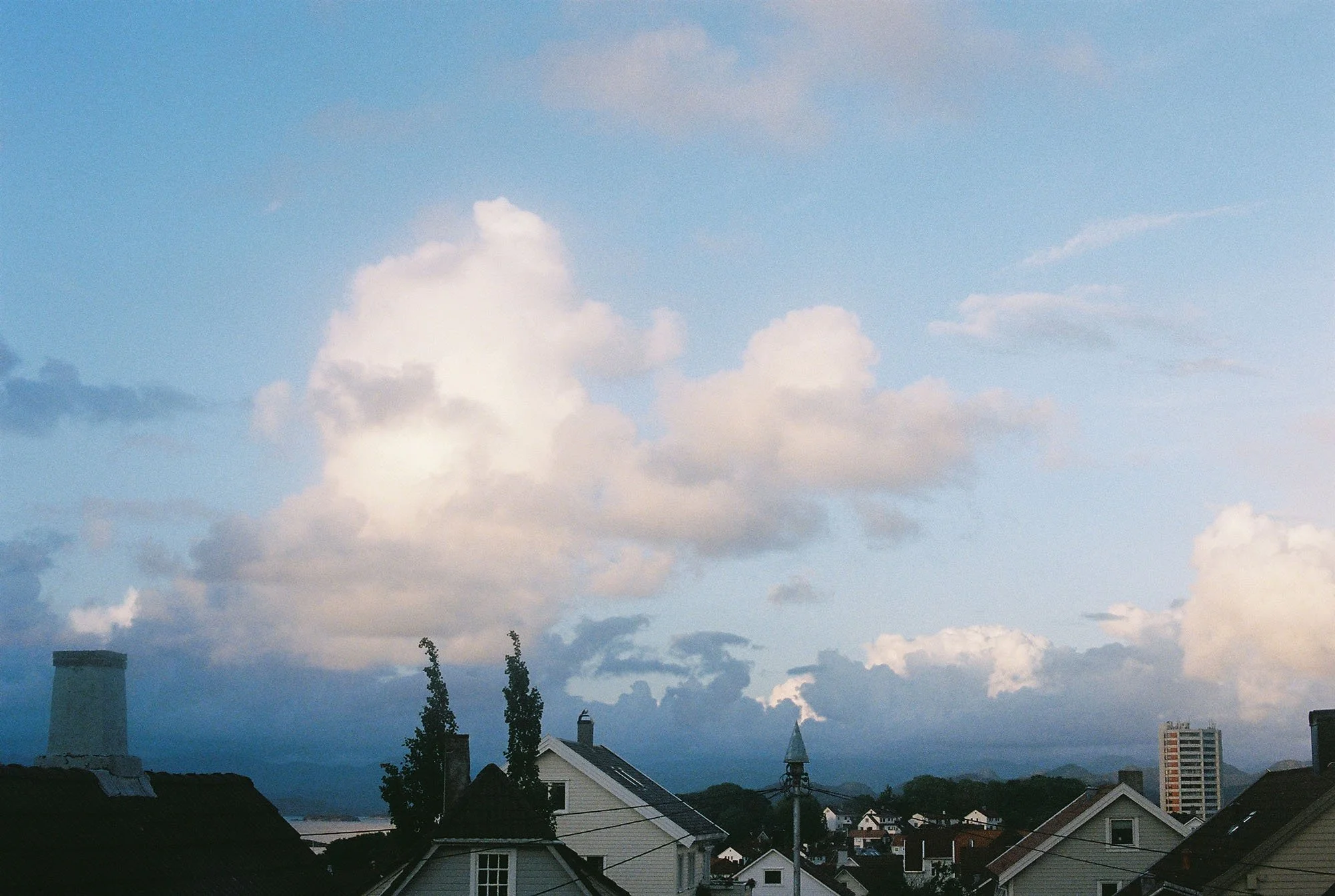 C000147-R1-27-28A.jpg