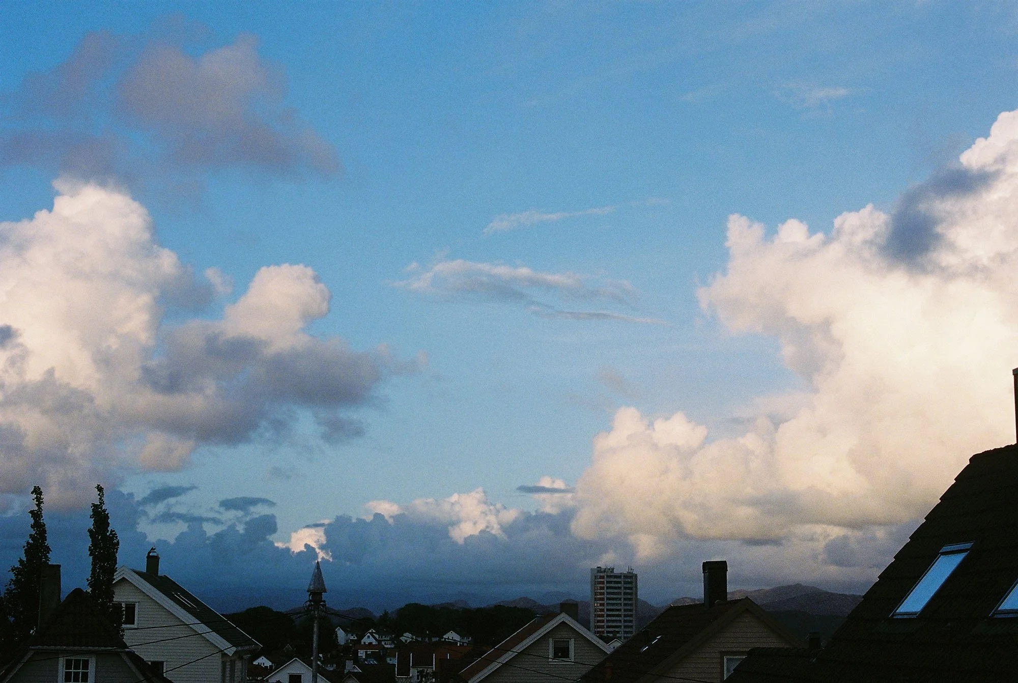 C000147-R1-28-29A.jpg