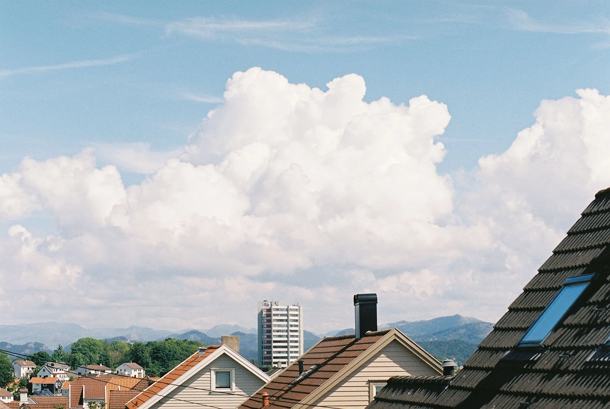 C000142-R1-35-36A.jpg