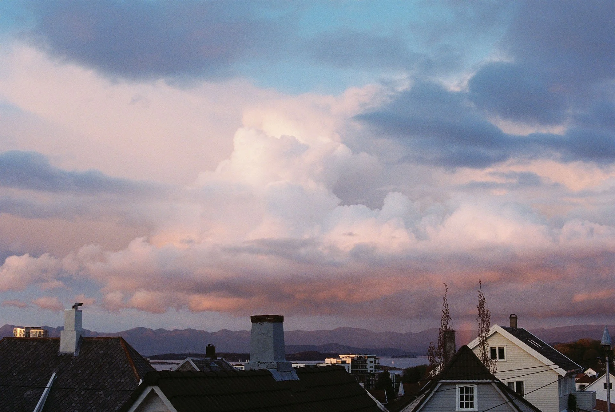 C007705-R1-33-34A.jpg
