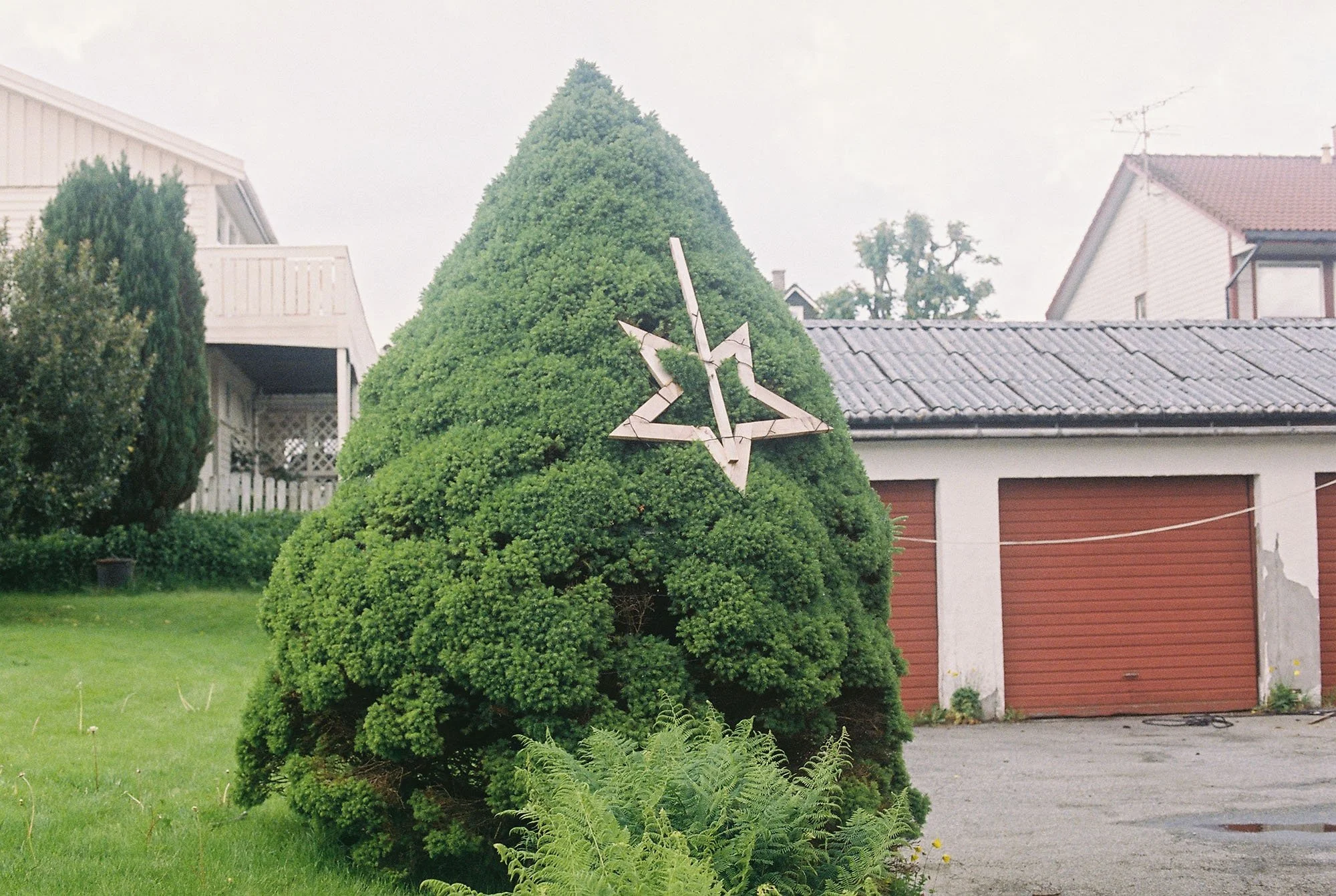 C000144-R1-34-35A.jpg